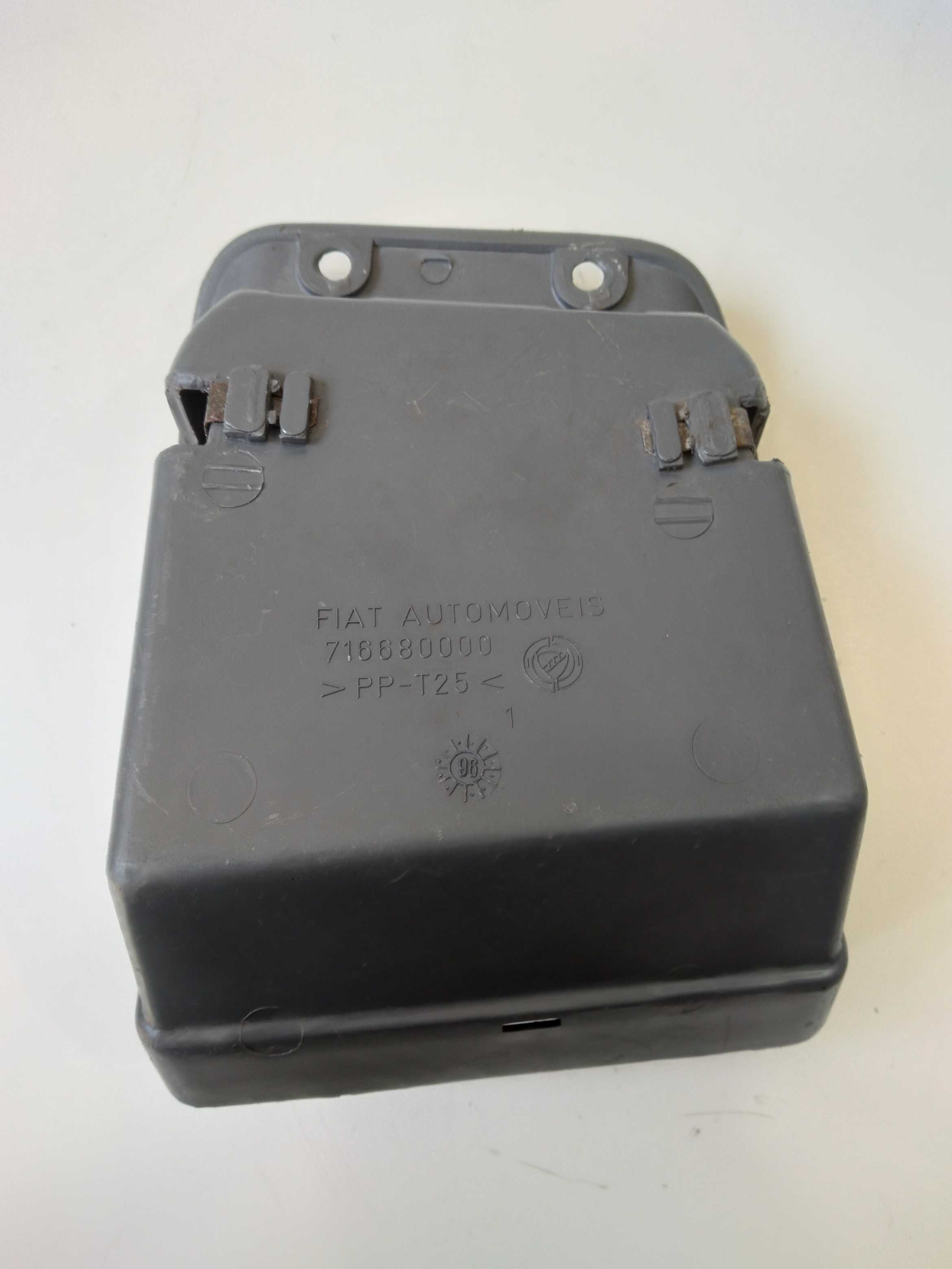 Cinzero Do Console Fiat Palio 1.0 Fire  1997 1