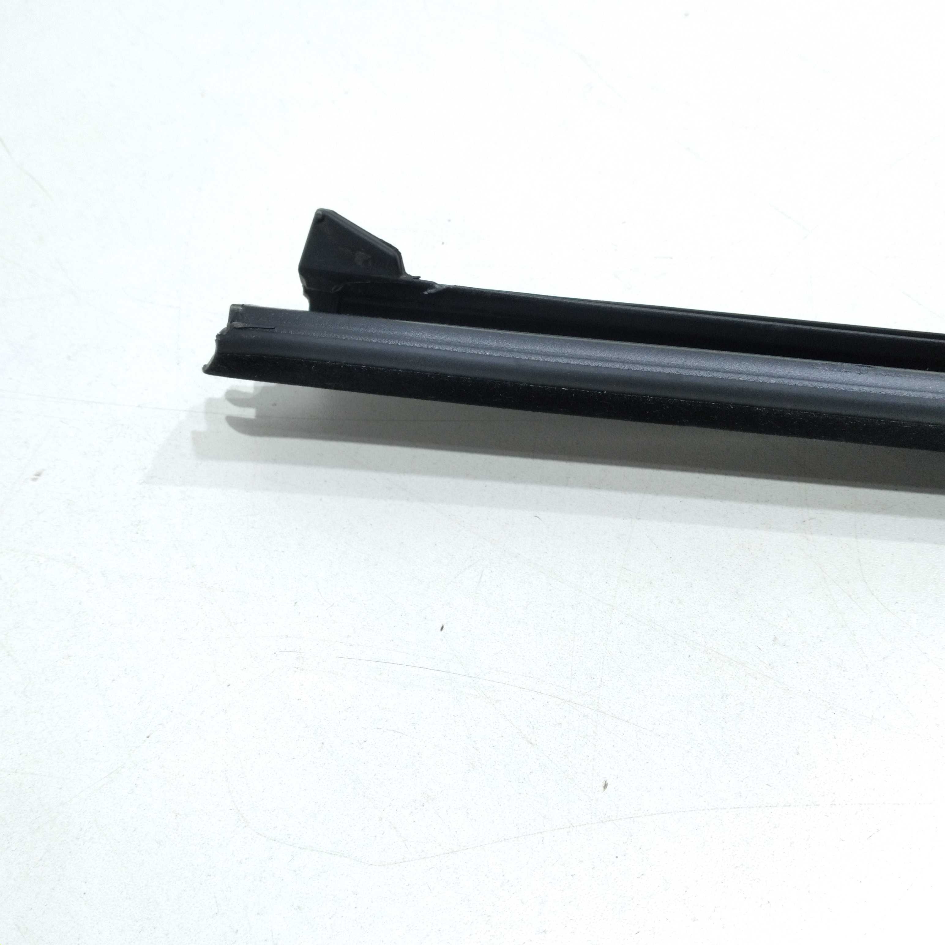 Pestana Interna Traseira Esquerda Peugeot 2008 2018 Preto 3