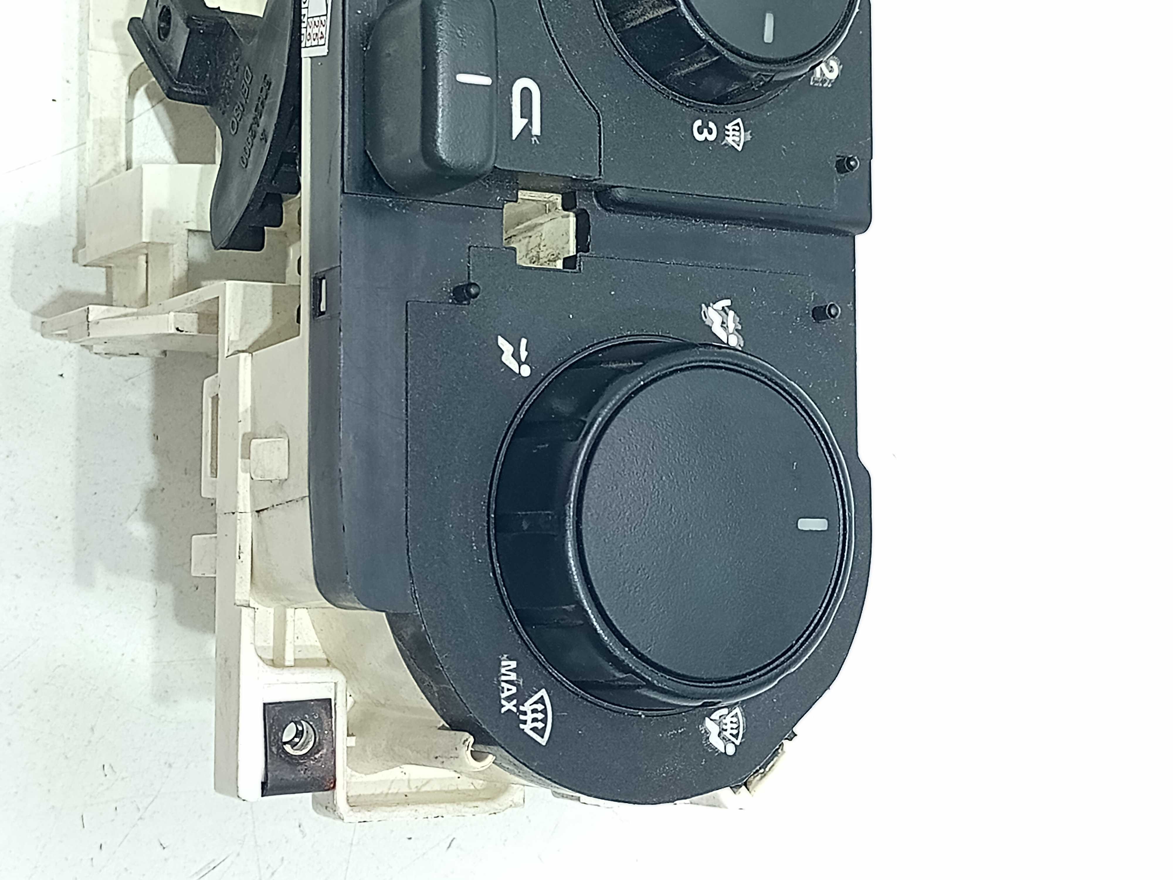 Comando Ar Condicionado Fiat Palio 2012 4