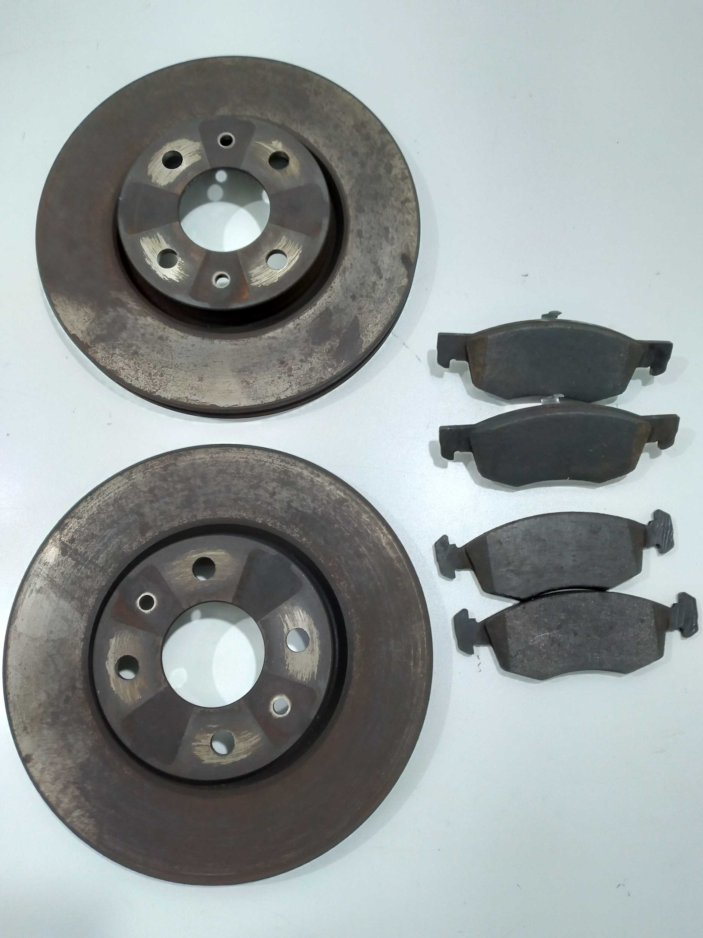Kit Discos/pastilhas Dianteiras Grand Siena Attrac. 1.4 2013 4