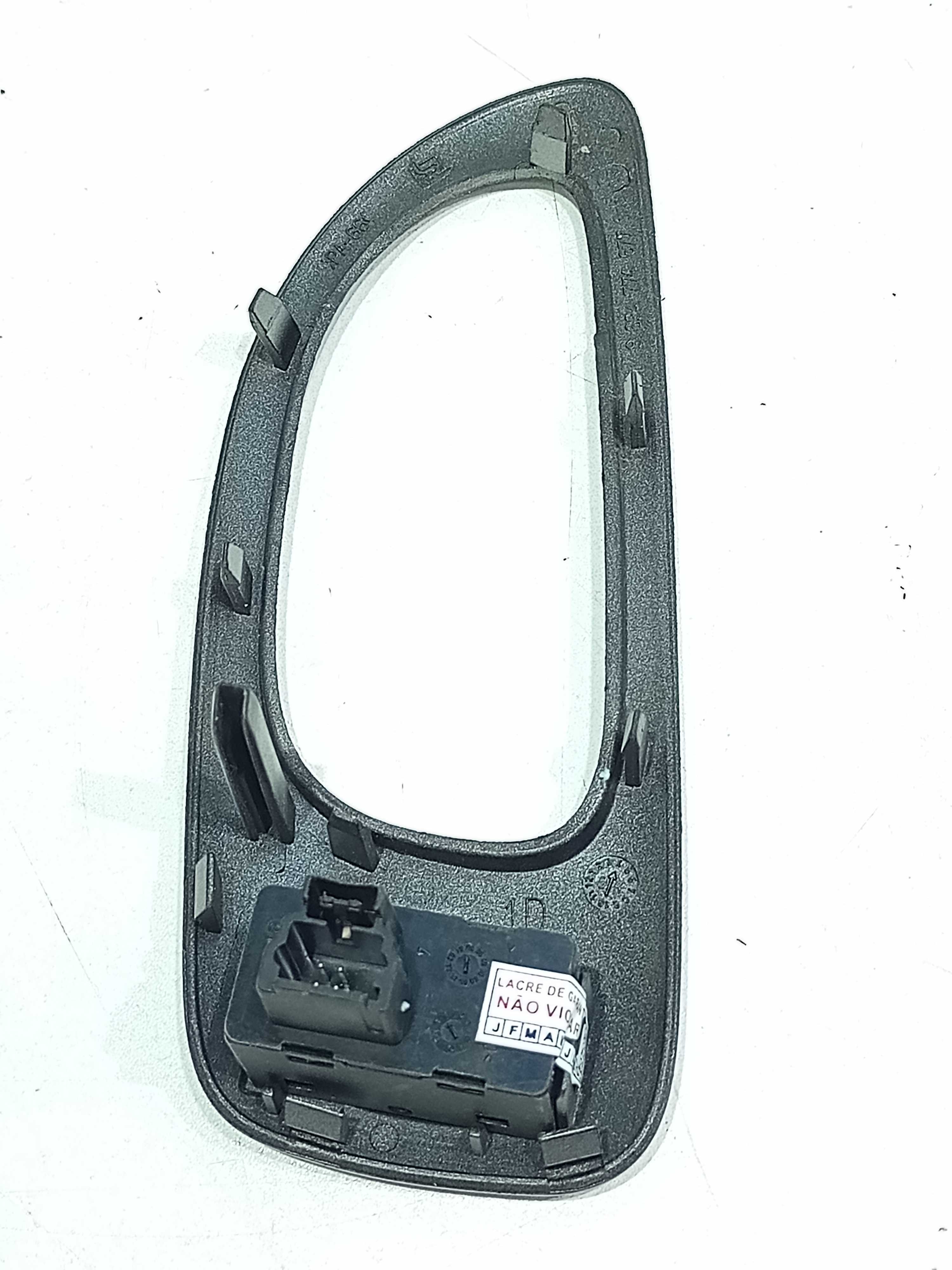 Moldura E Botão Vidro Elétrico Tras Dir Peugeot 307 2005 5