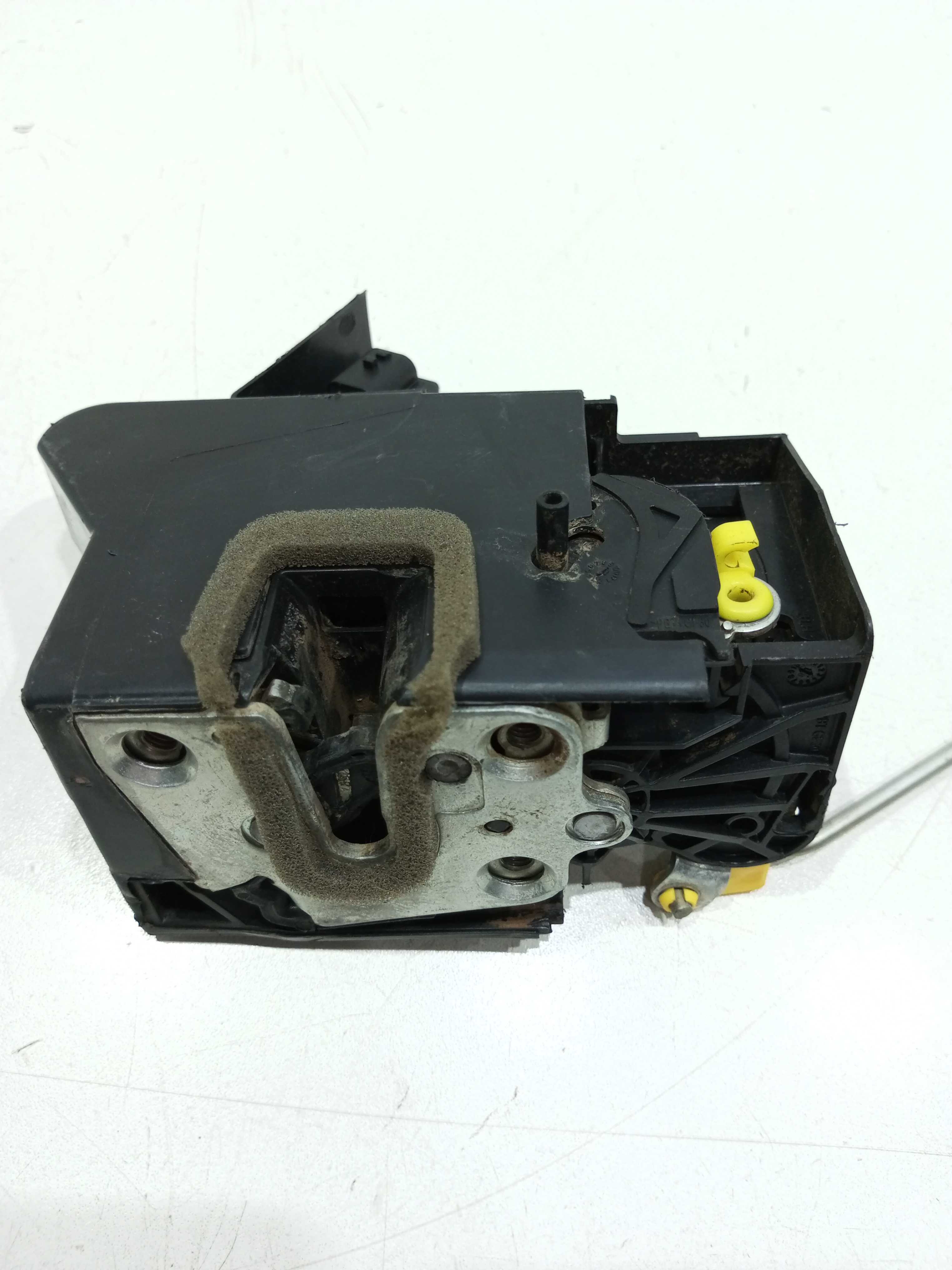 Fechadura Porta Traseira Esquerda Renault Sandero 2016 2