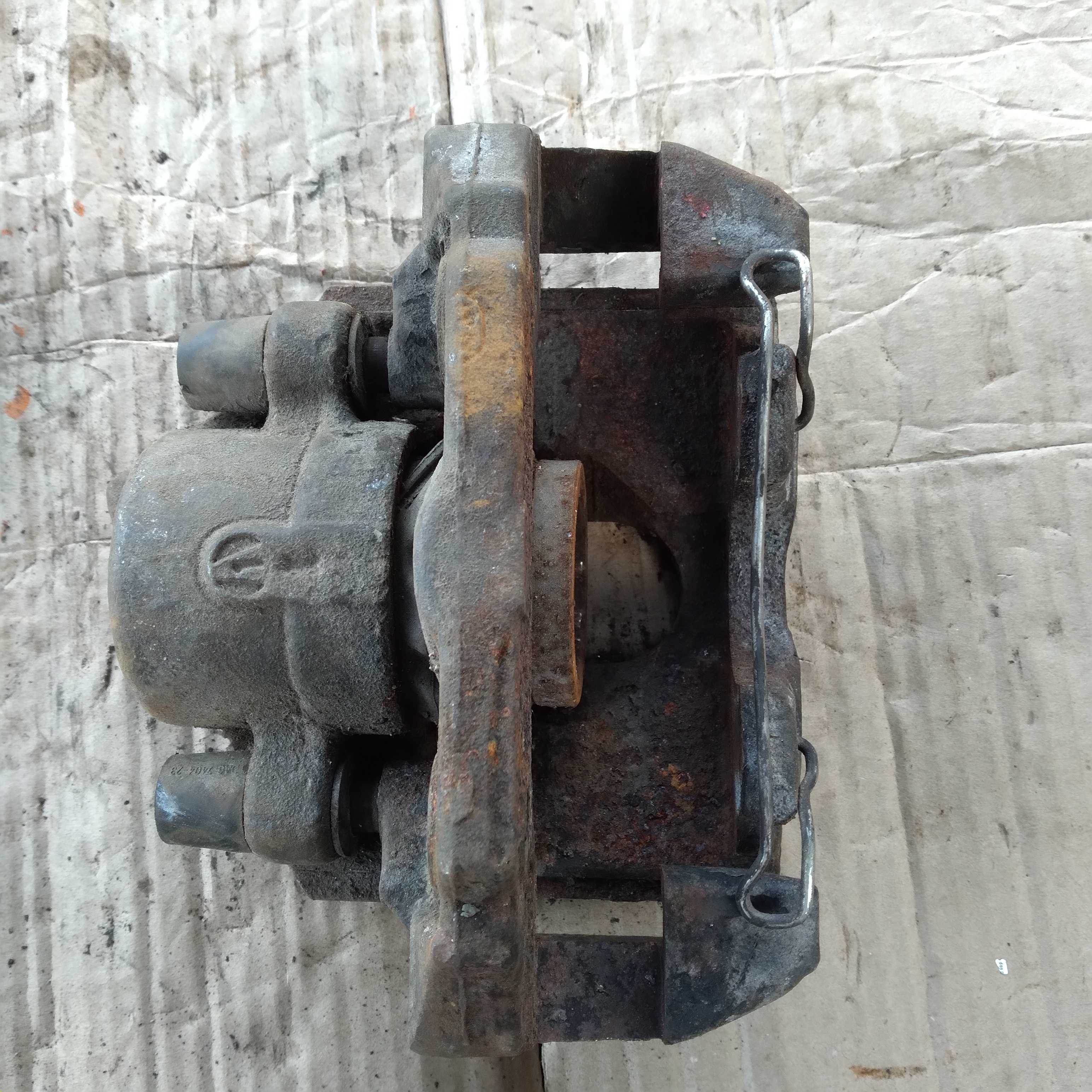 Pinça dianteira direita Ecosporte 2004 2.0 3