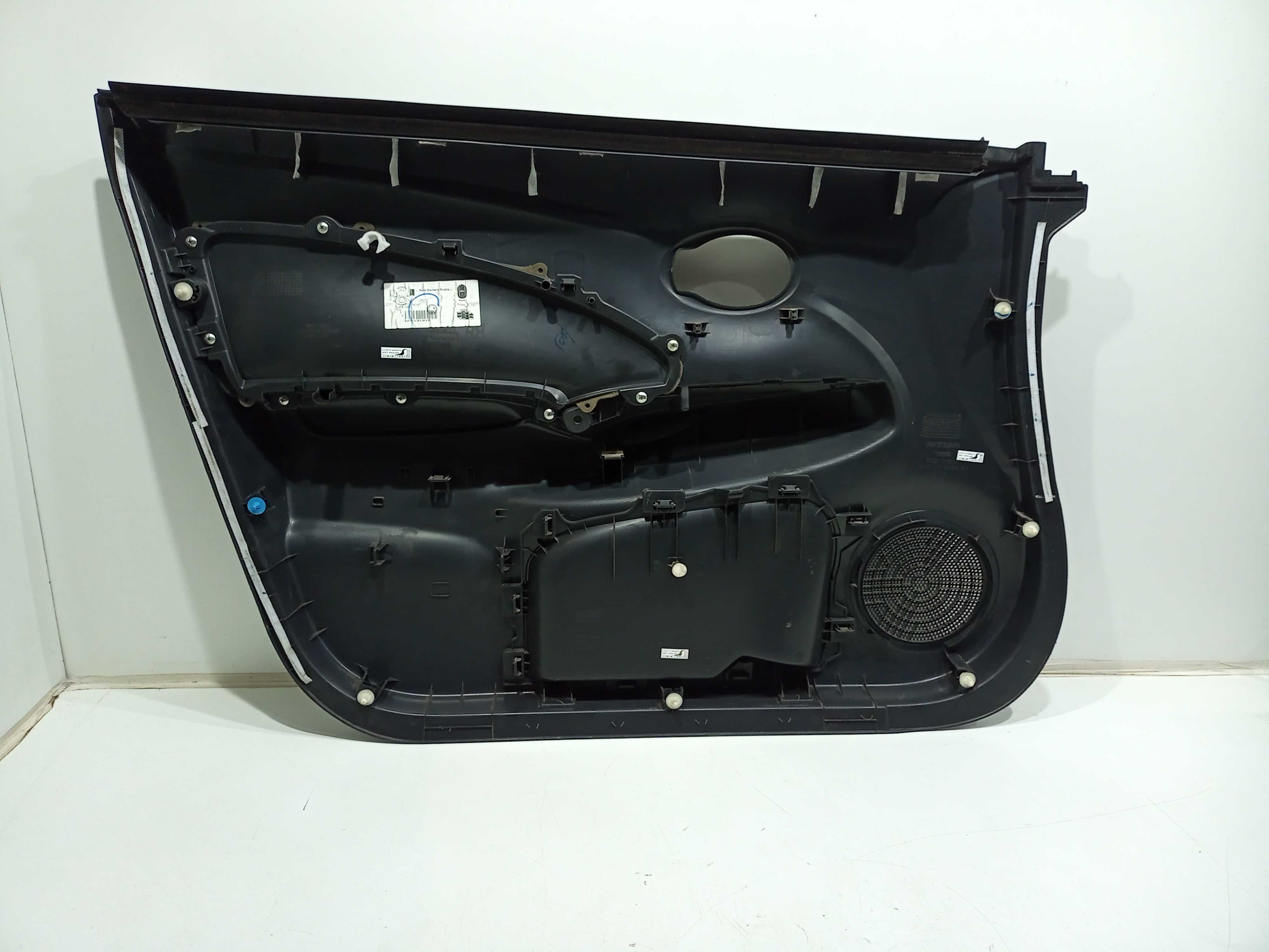 Forro De Porta Dianteiro Direito Nissan Versa 2019 5