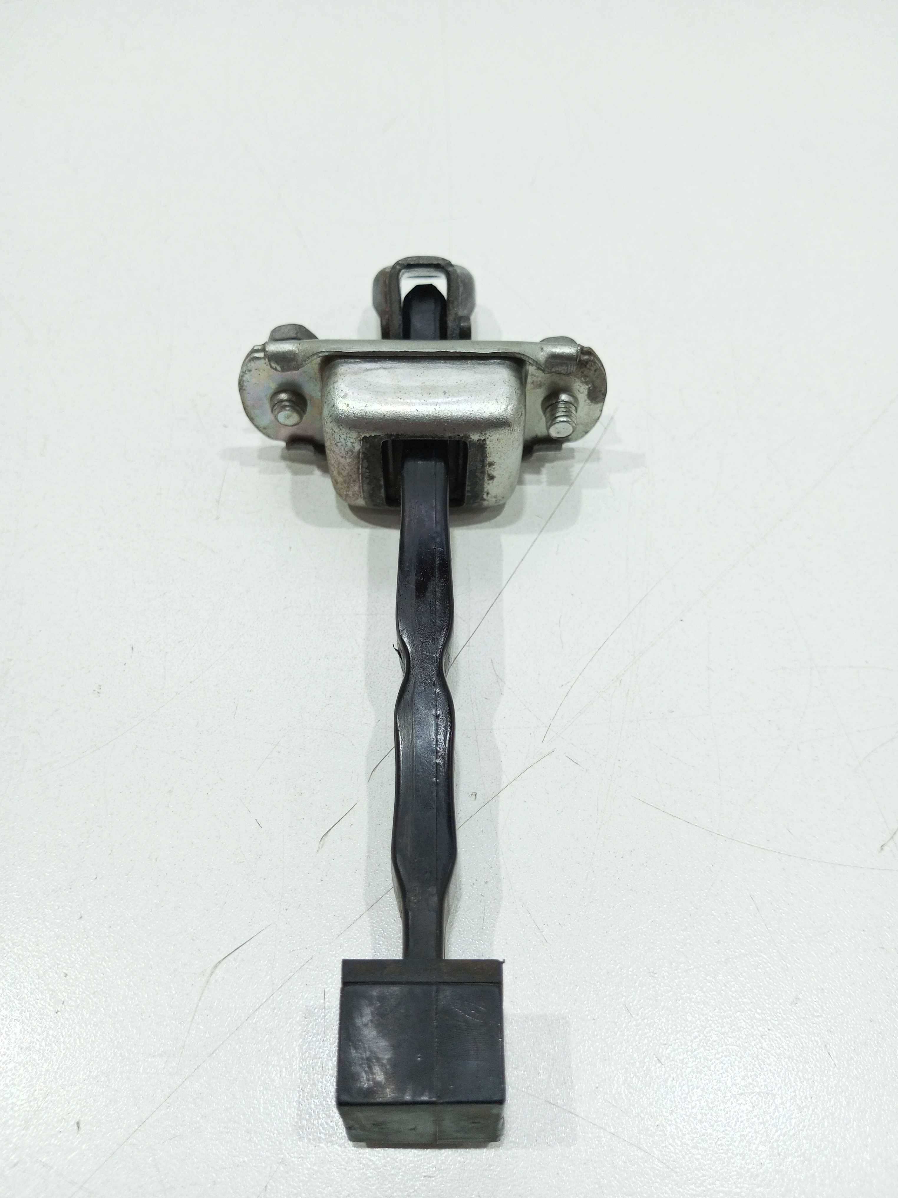 Limitador Porta Traseira Direita Pajero Tr4 2007 1