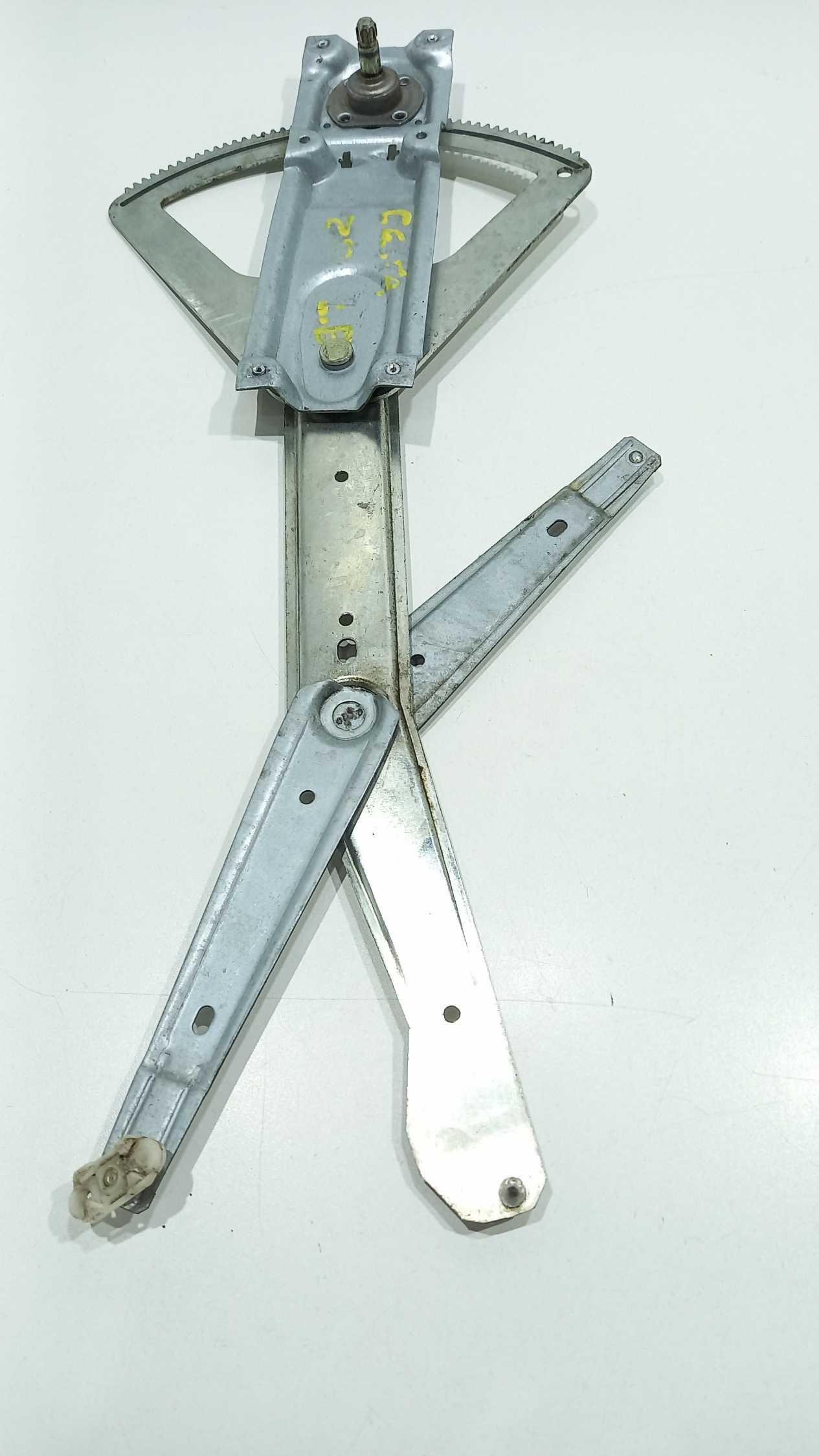 Maquina De Vidro Manual Lado Direito Celta 2p 2004 1