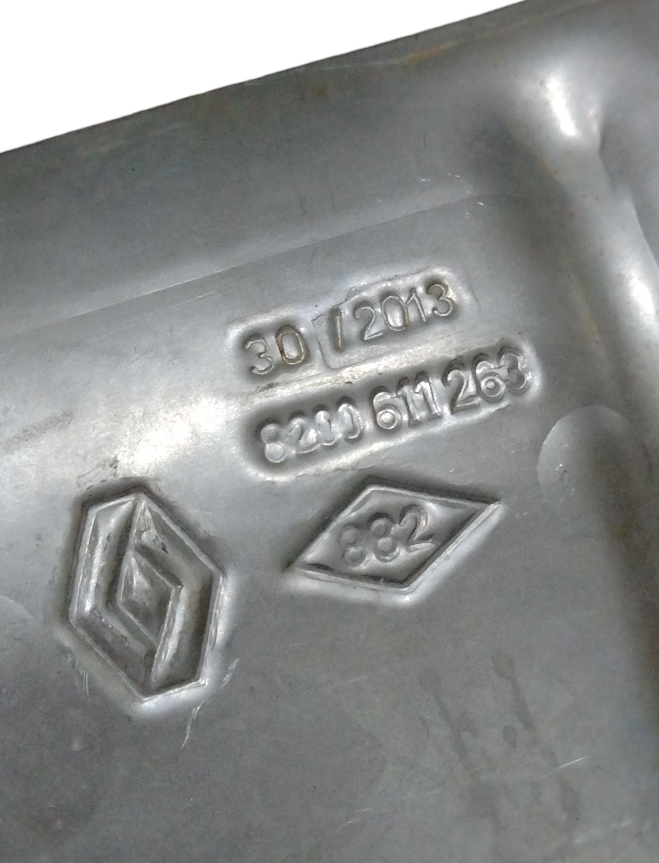 Par Capa Defletor Coletor Escape Duster 2013 8200611265 5