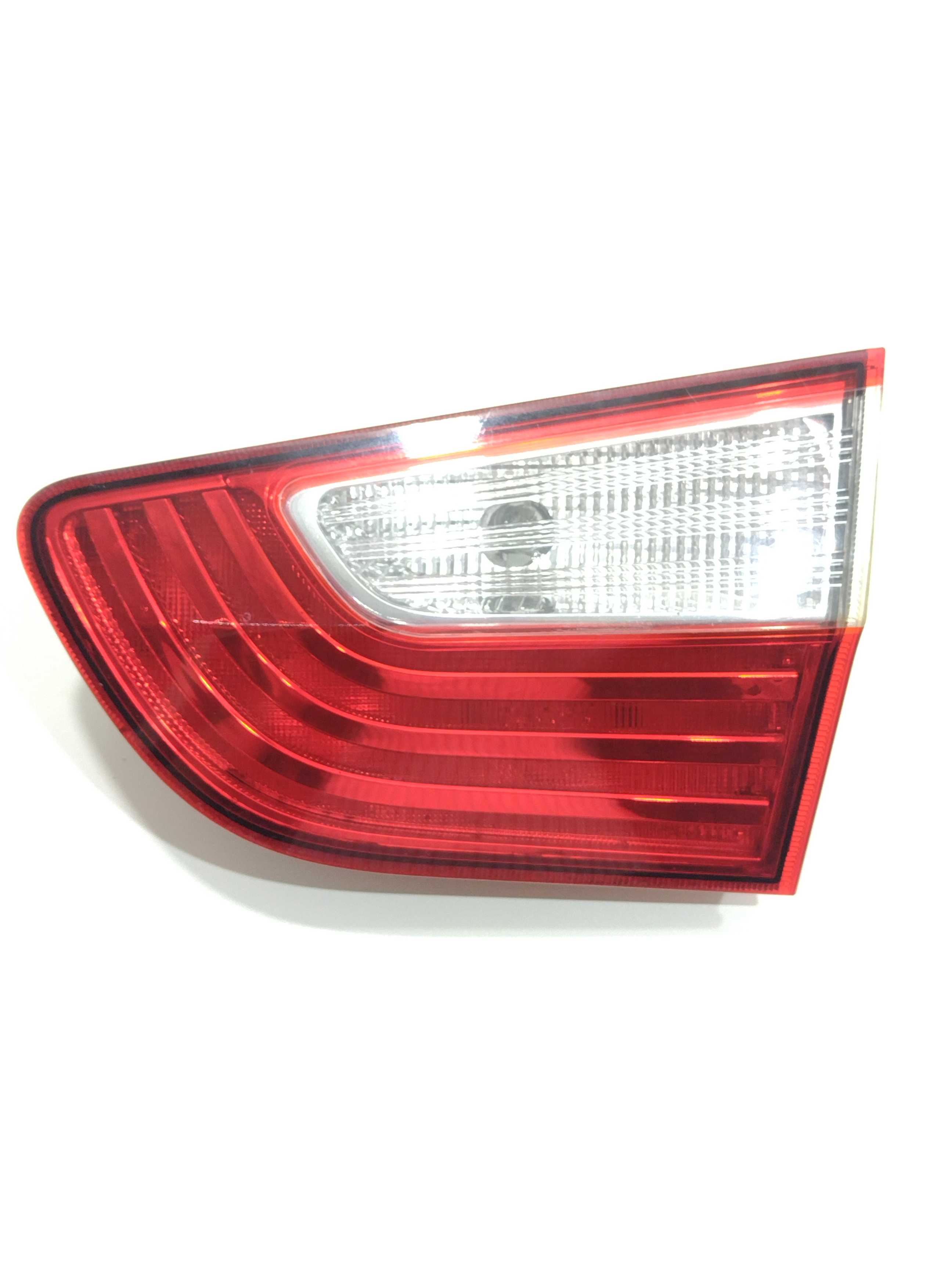 Lanterna Direita Da Tampa Traseira Fiat Grand Siena 2013 1