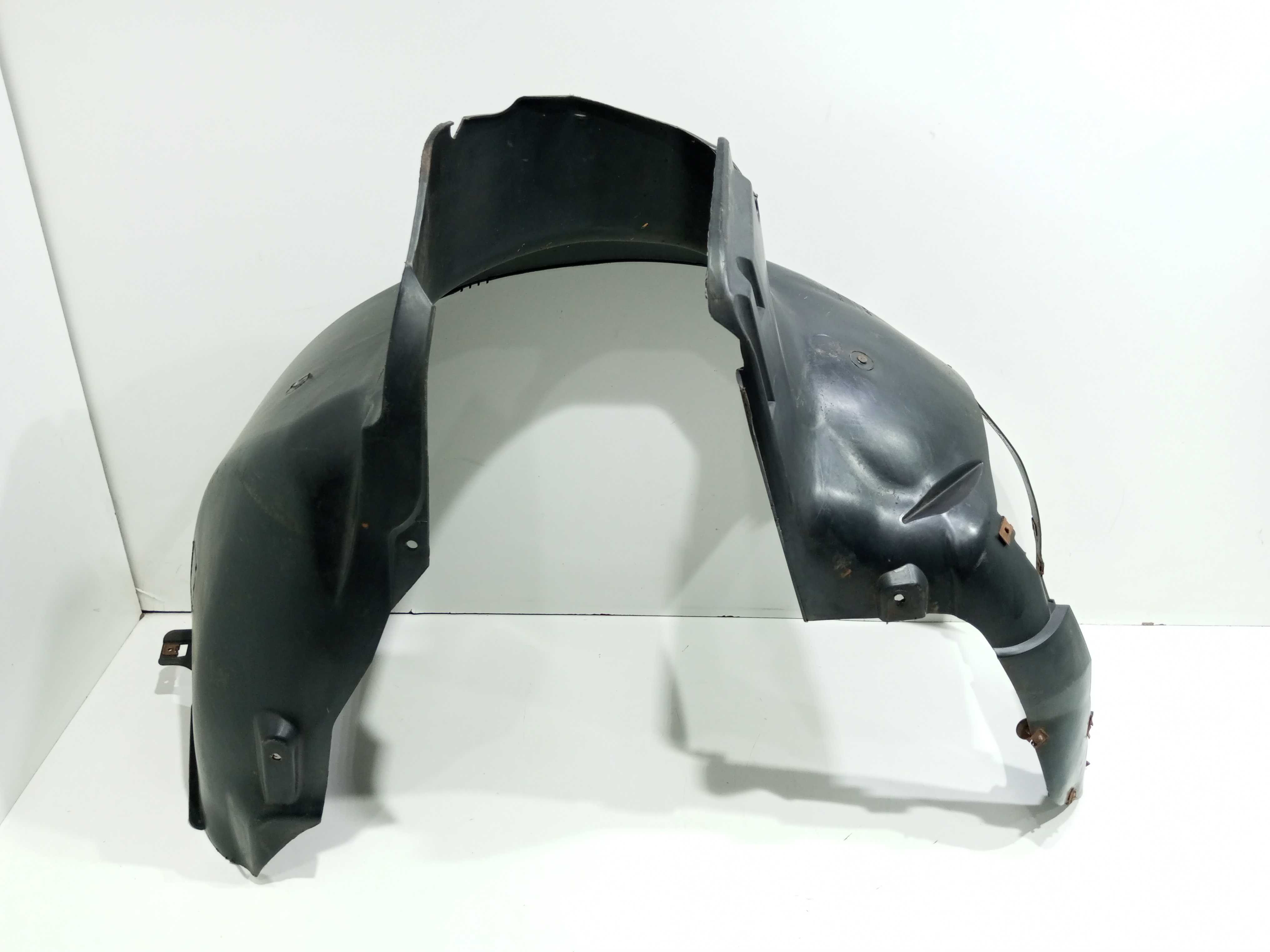 Parabarro Dianteiro Esquerdo Fiat Strada Hard 1.4 2018 1