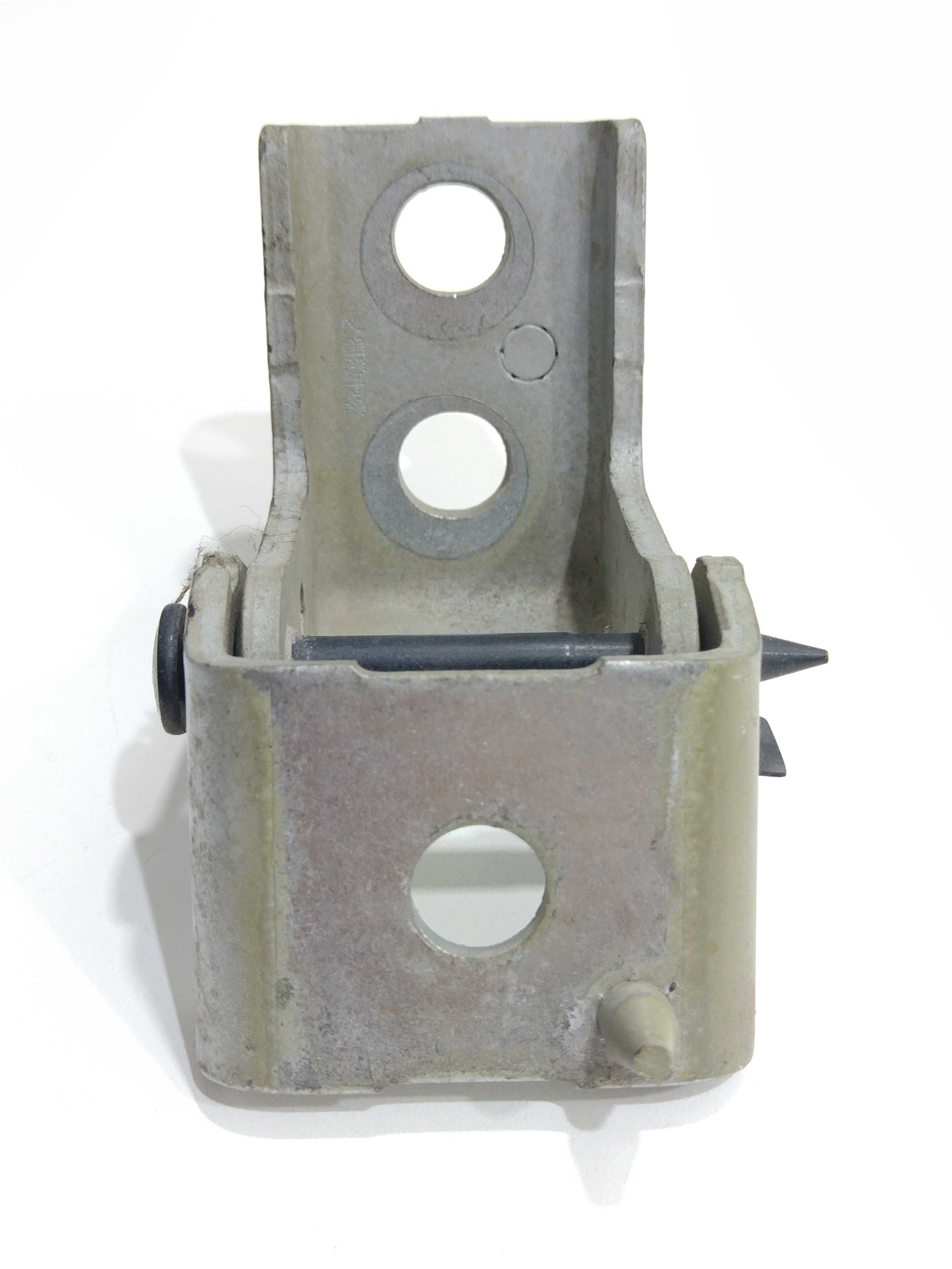 Dobradiça Inferior Porta Dianteira Direita C4 Cactus 1