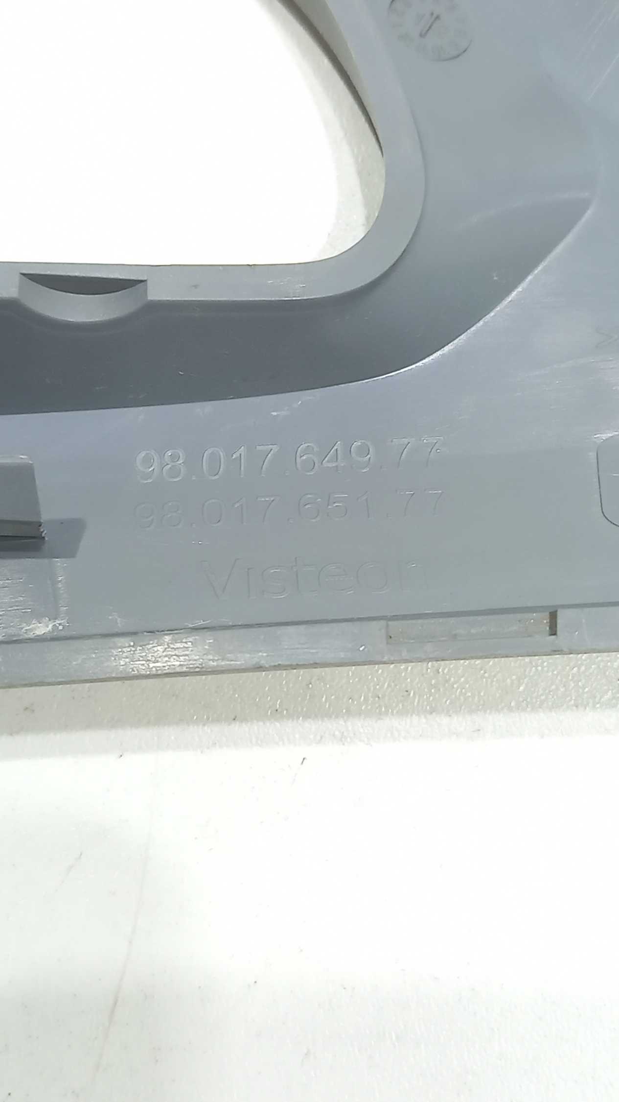 Moldura Da Macaneta Dianteira Esquerda Peugeot 208 2014 3
