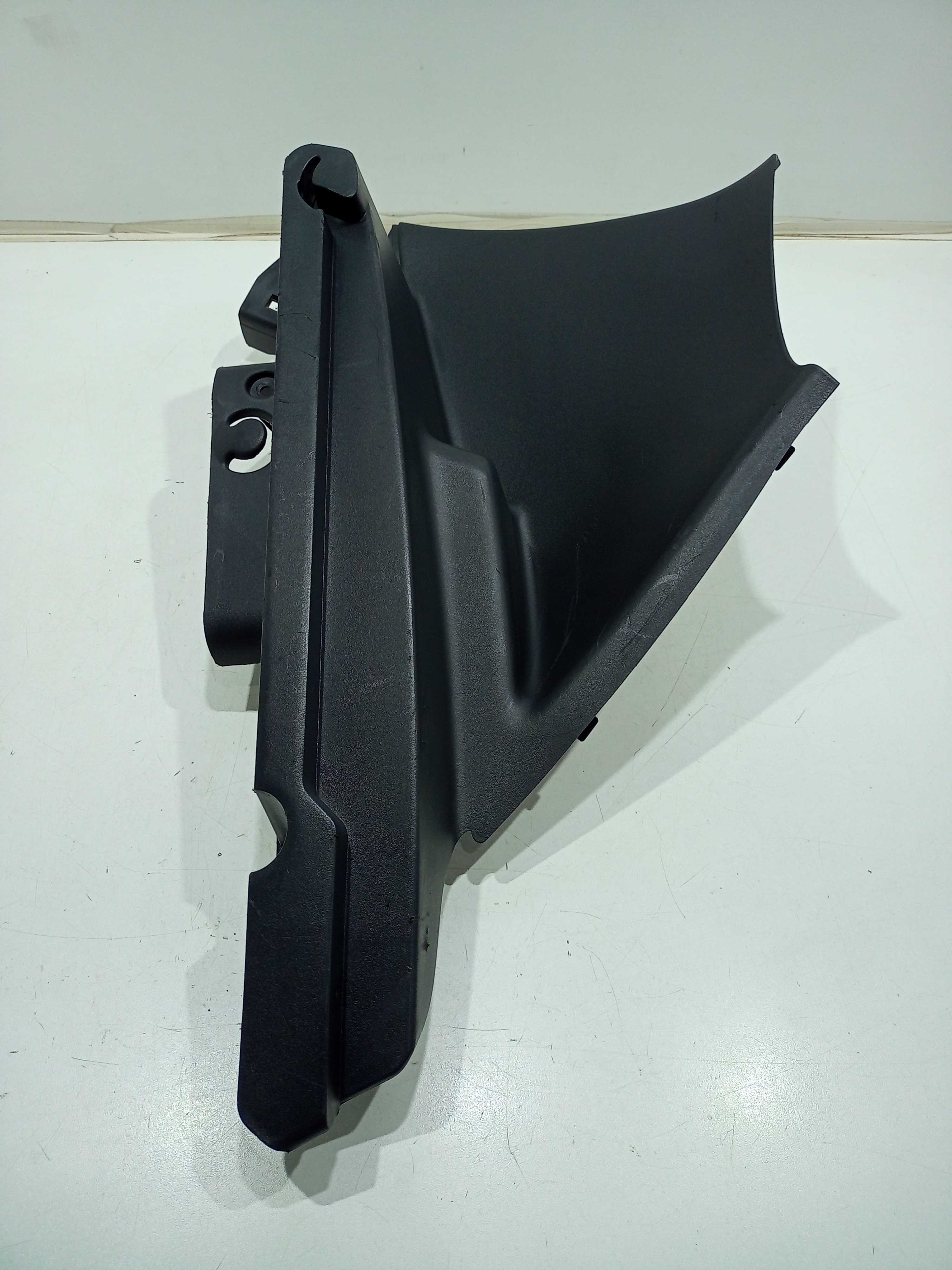 Suporte Do Bagagito Lado Direito Renault Sandero 2013 4