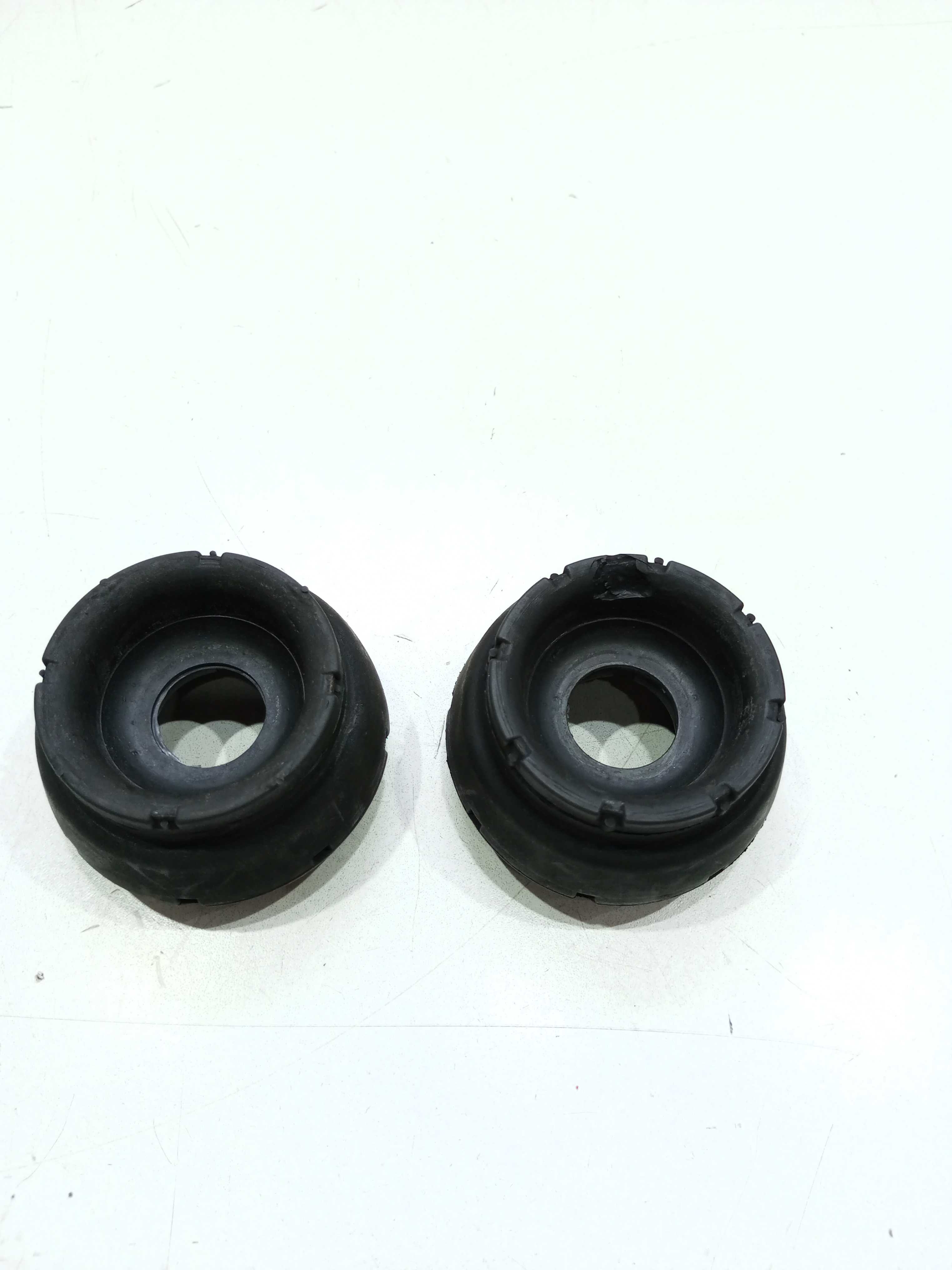 Par Coxim Superior Amortecedores Dianteiros Vw Saveiro 2018 1