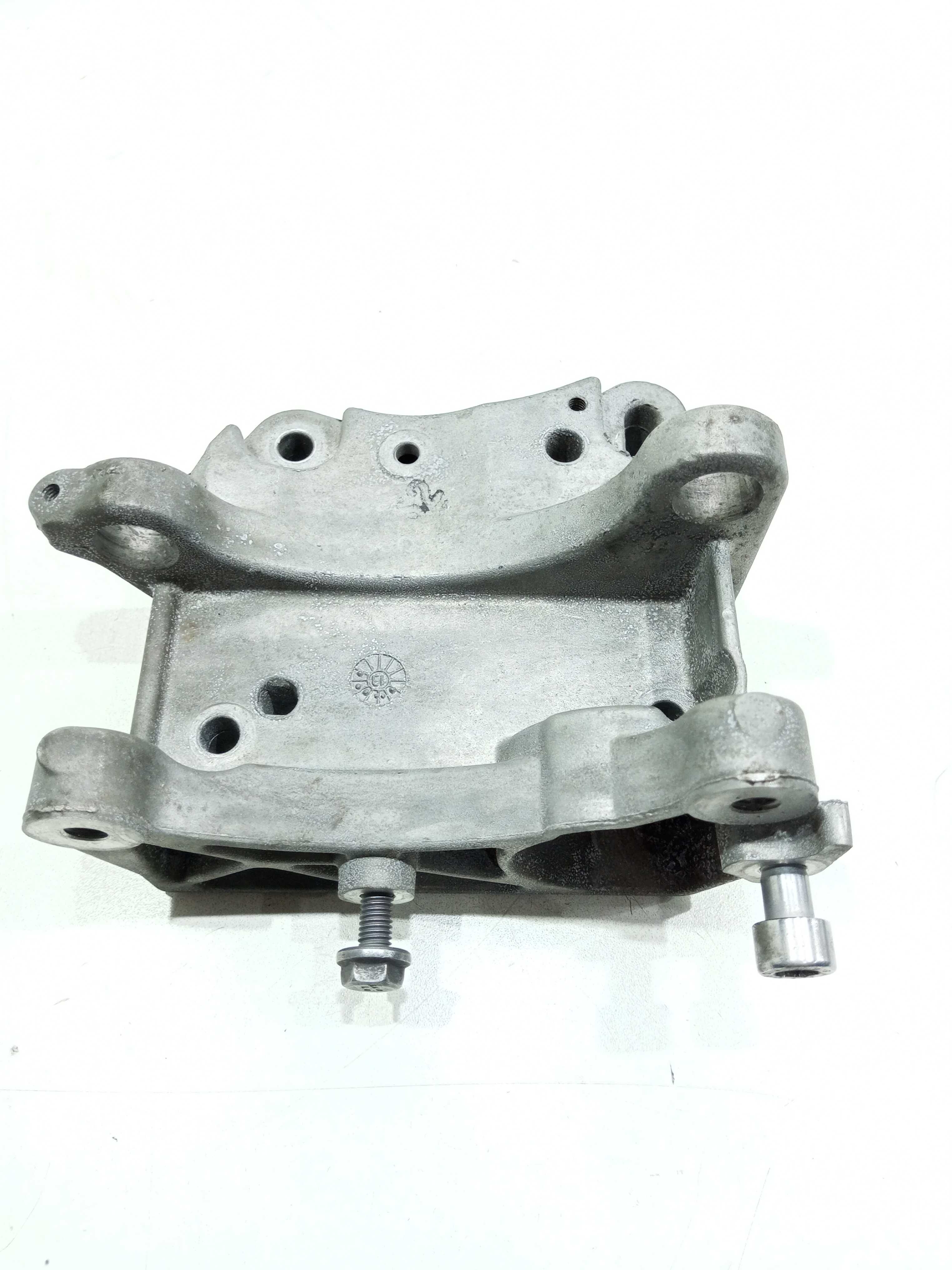 Suporte Do Alternador Citroen C3 1.6 Auto. 2014 1