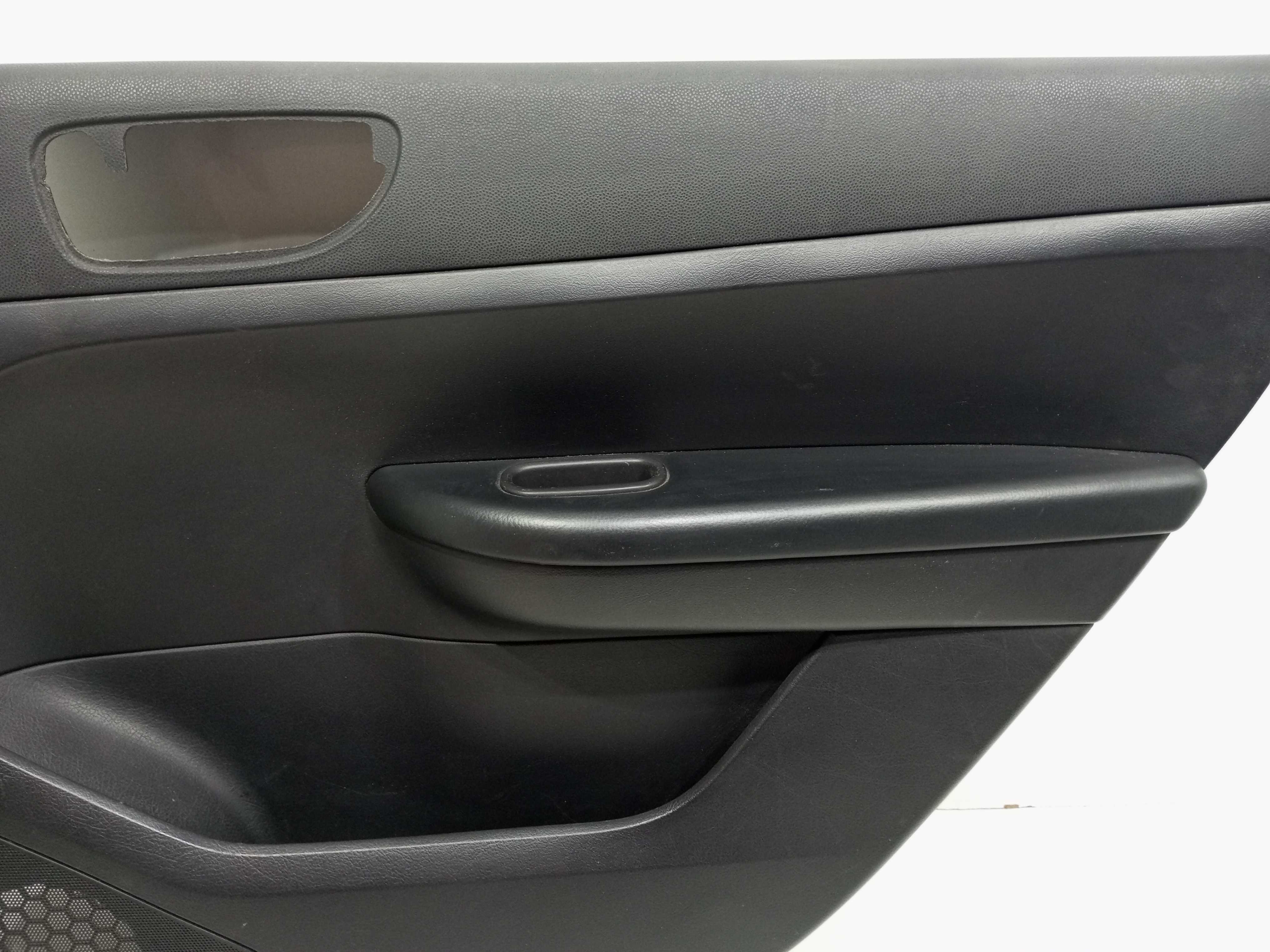 Forro De Porta Traseiro Direito Peugeot 307 2.0 2004 4