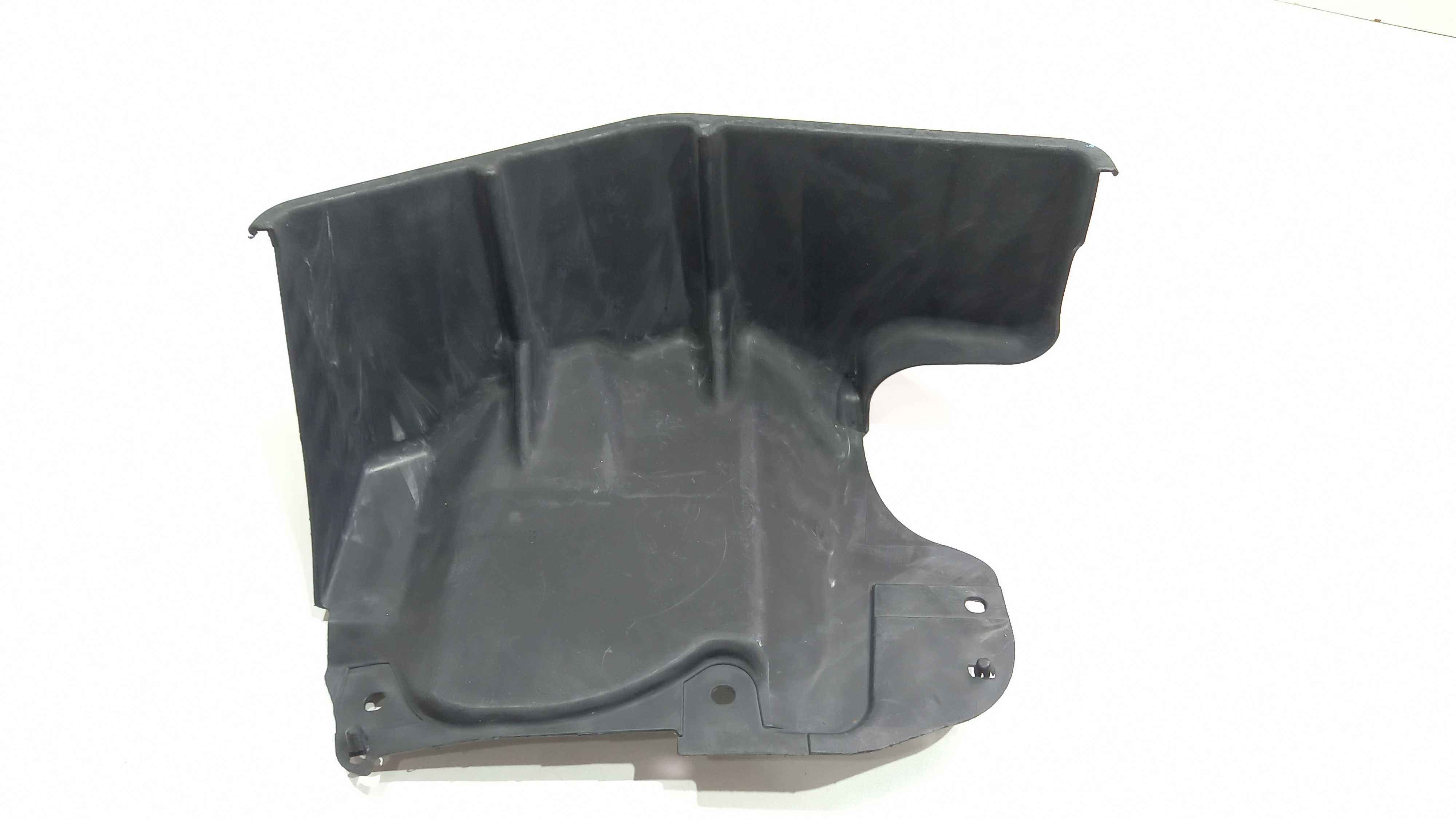 Defletor Interno Paralama Lado Direito  Fiat Palio  2010 2