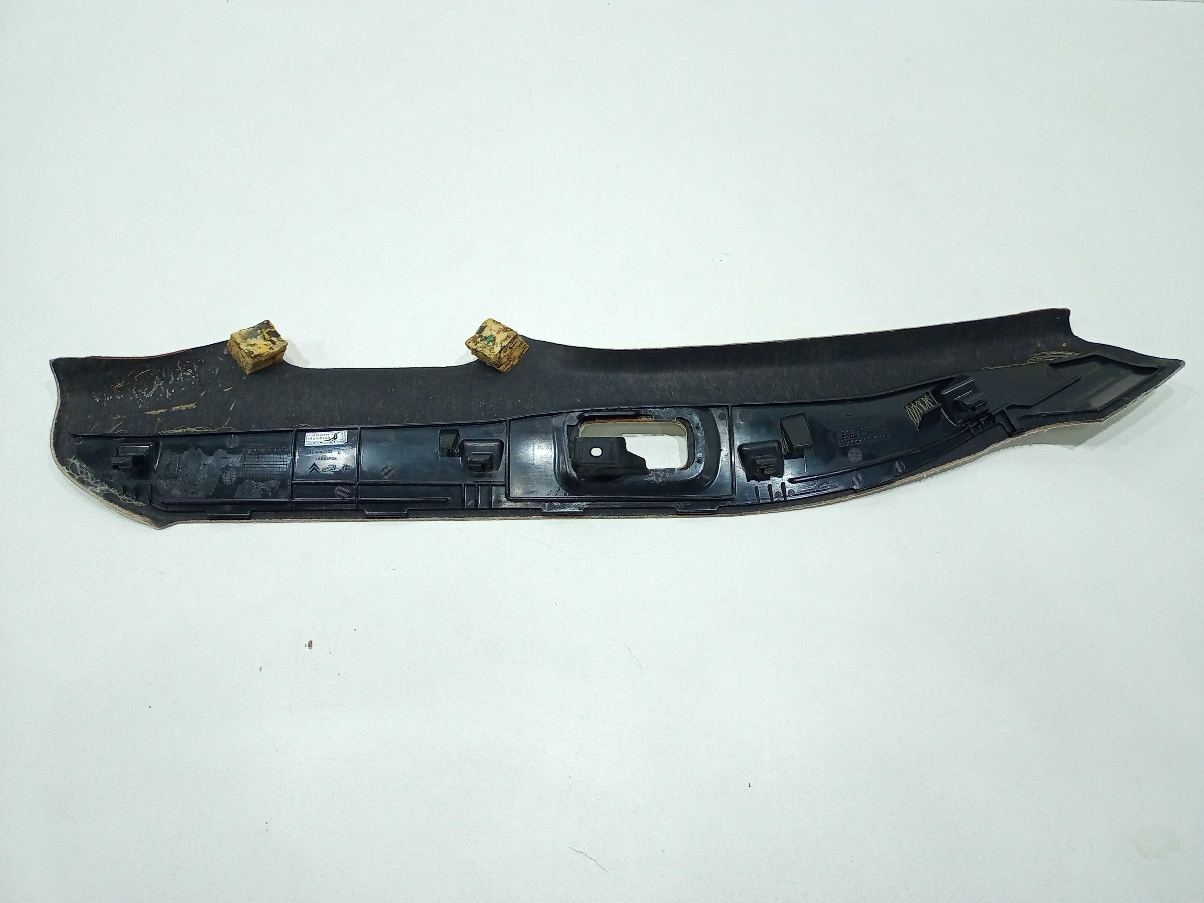 Moldura Teto Panorâmico Citroen C3 2015 3