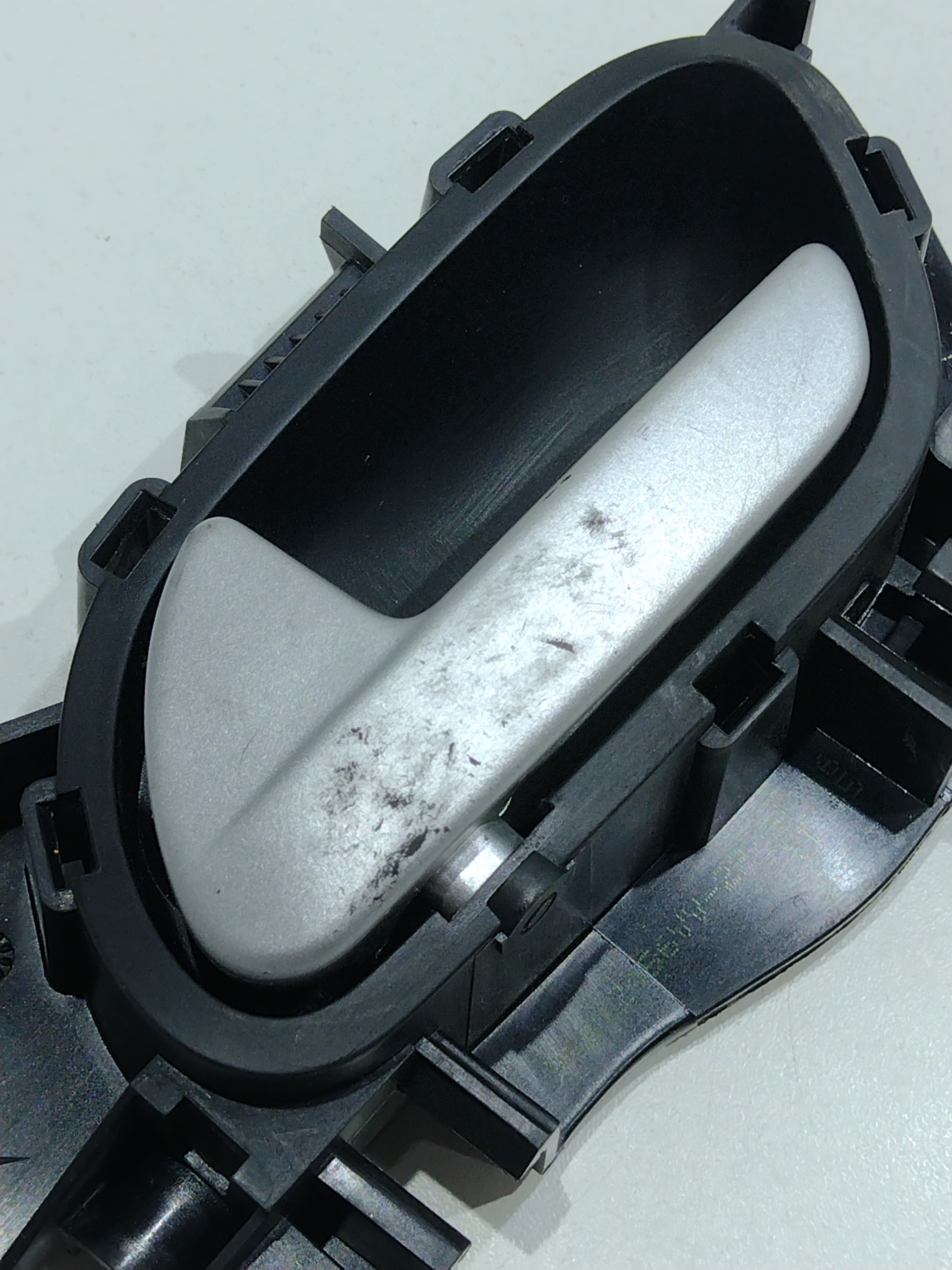 Maçaneta Interna Esquerda Peugeot 208 Ano 2014 Original 3