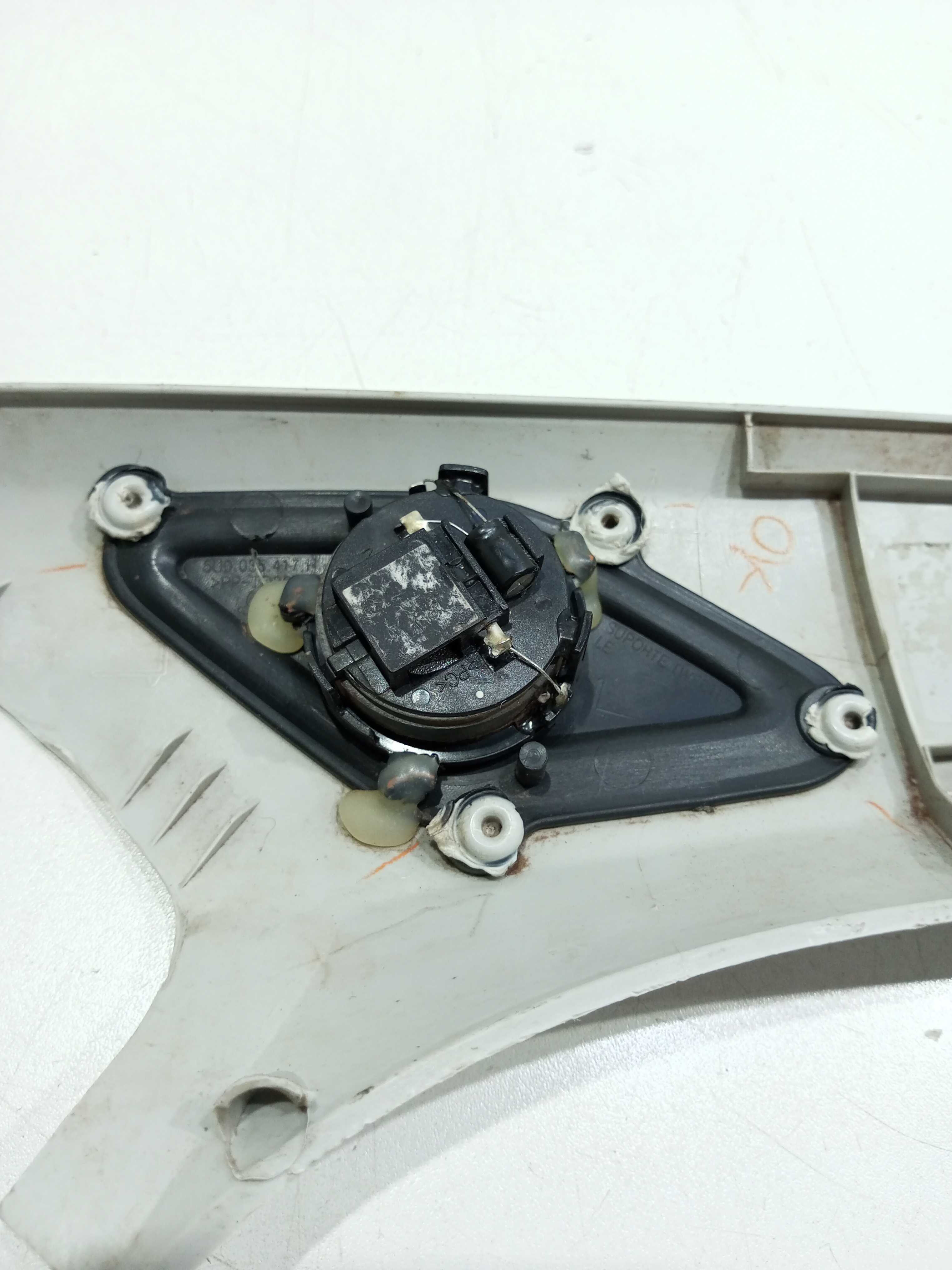 Moldura Lado Esquerdo Parabrisa Volkswagen Voyage G8 2019 7