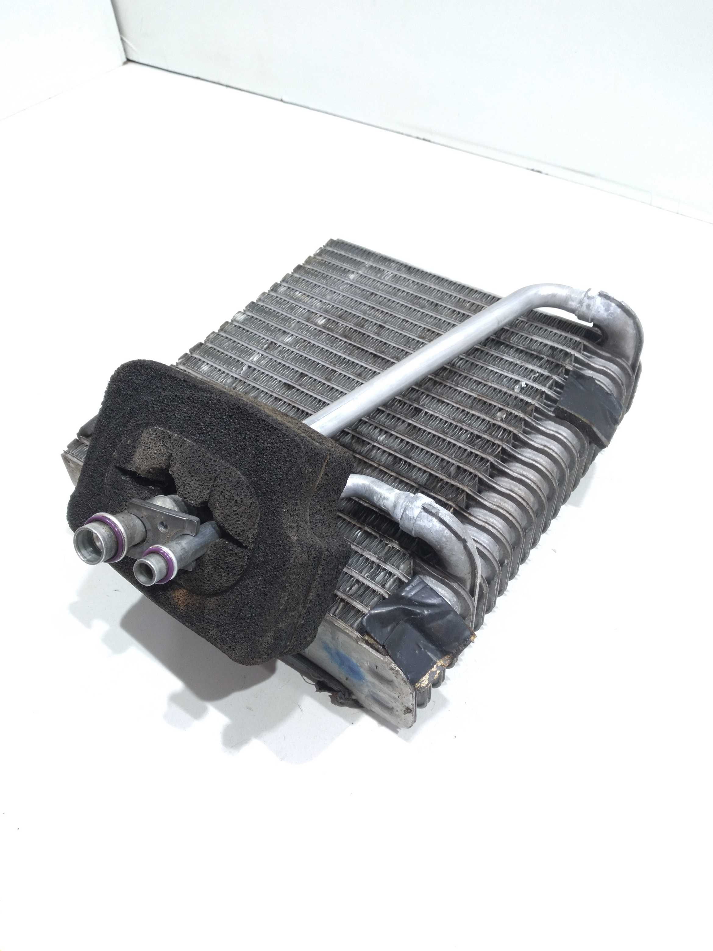 Radiador Ar Condi. Dianteiro Vw Touareg 4.2 V8 2005 3