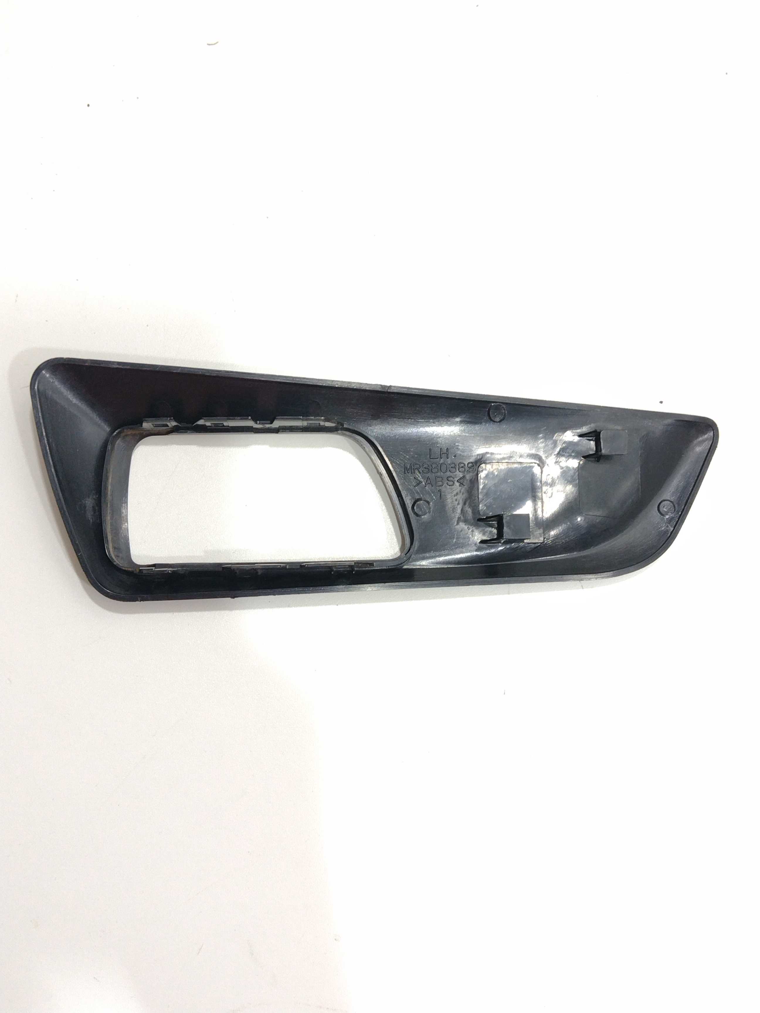 Moldura Maçaneta Interna Dianteira Esq Pajero Tr4 2007 Orig 2