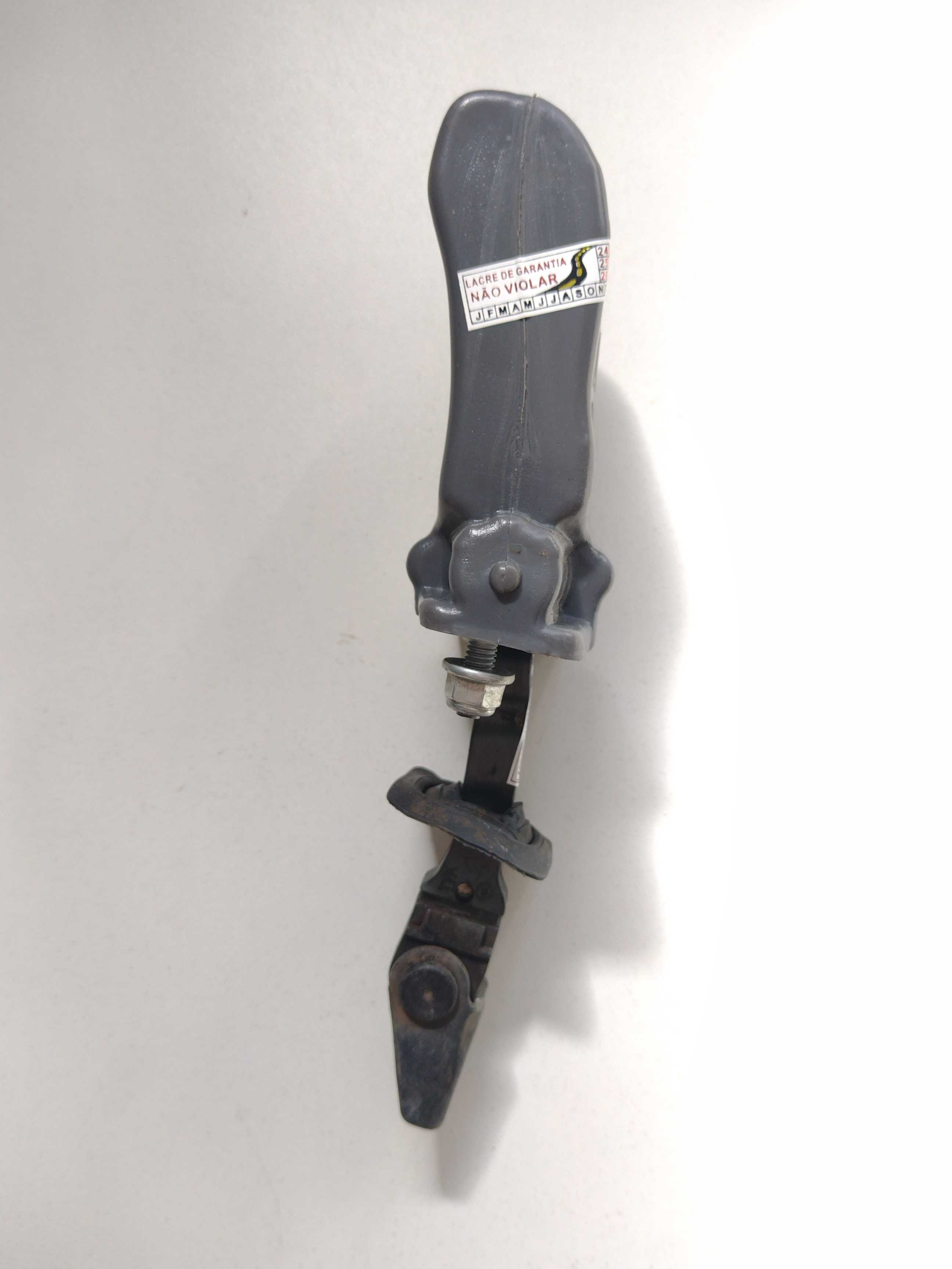 Limitador De Porta Dianteira Direita Fiorino 2020 Evo 2