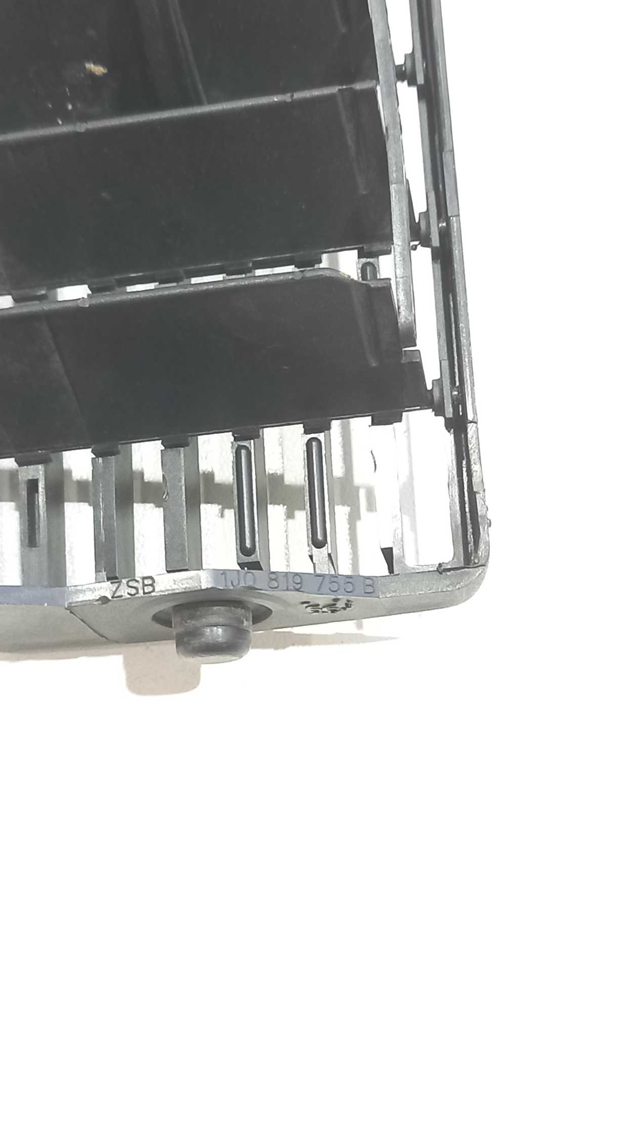 Difusor De Ar Central Direito Golf 2002 4