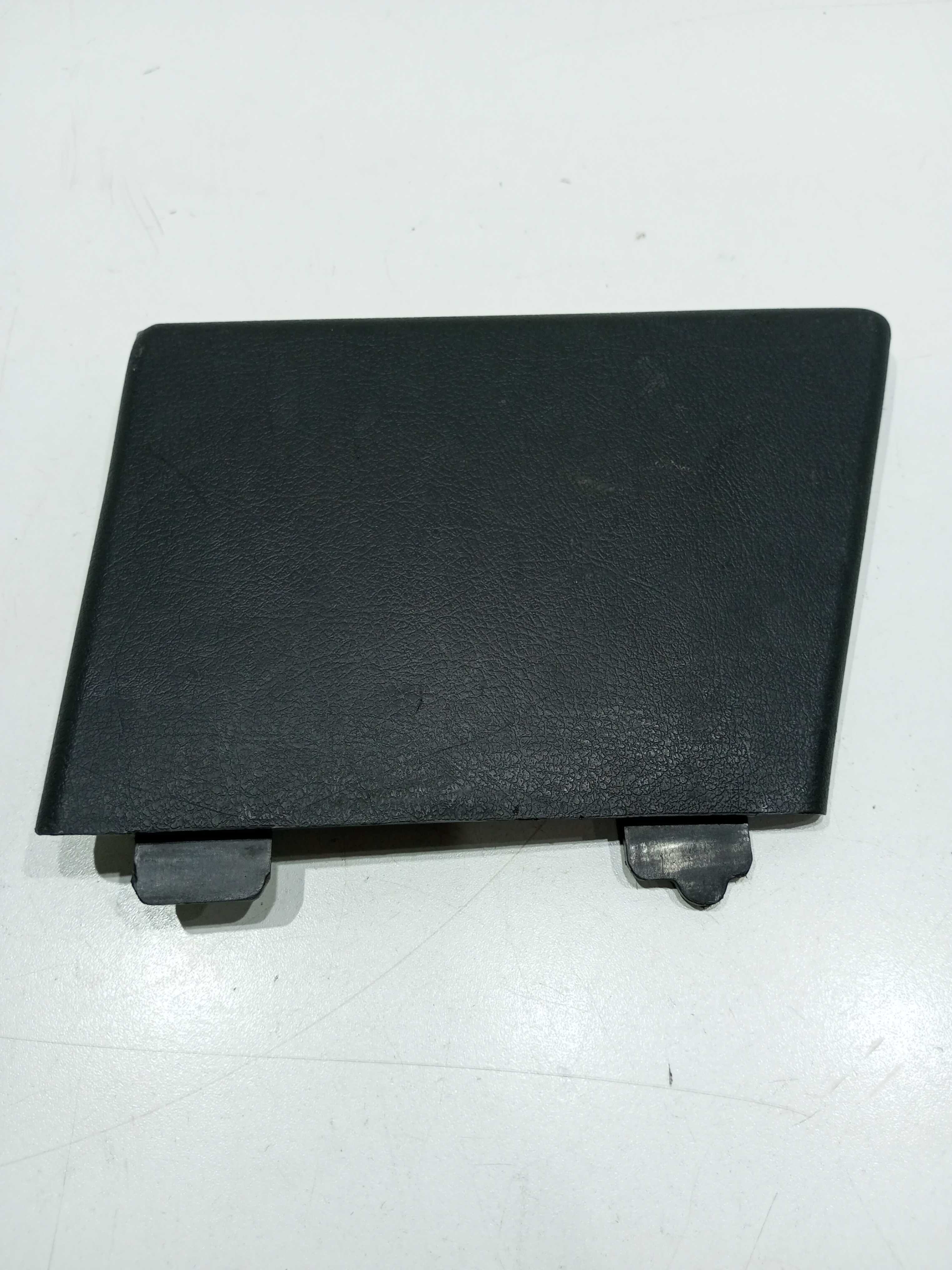 Acabamento Lado Esq. Porta Malas Peugeot 307 2.0 2004 1