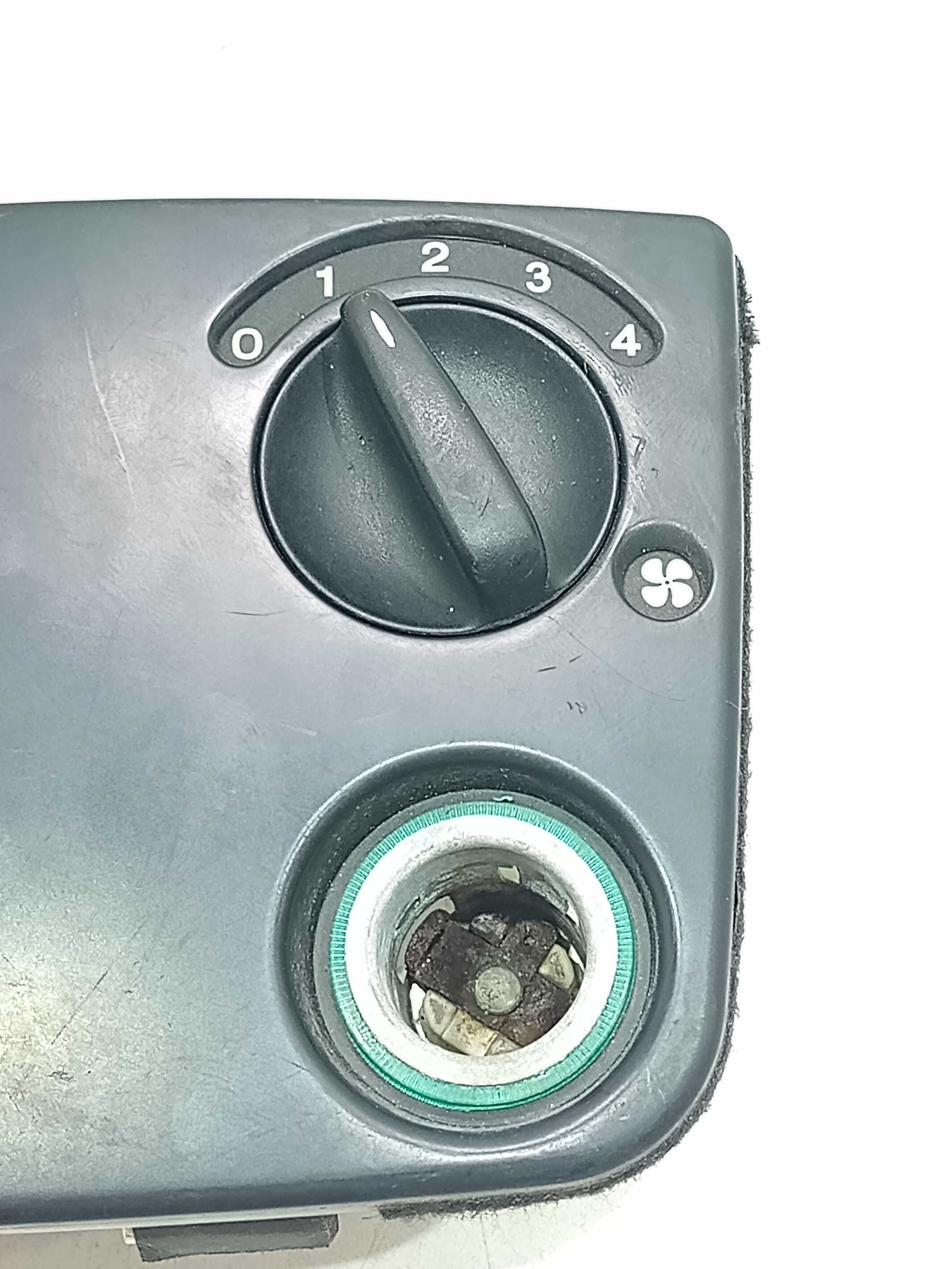 Comando Painel Ar Condicionado Ford Fiesta 2000 4