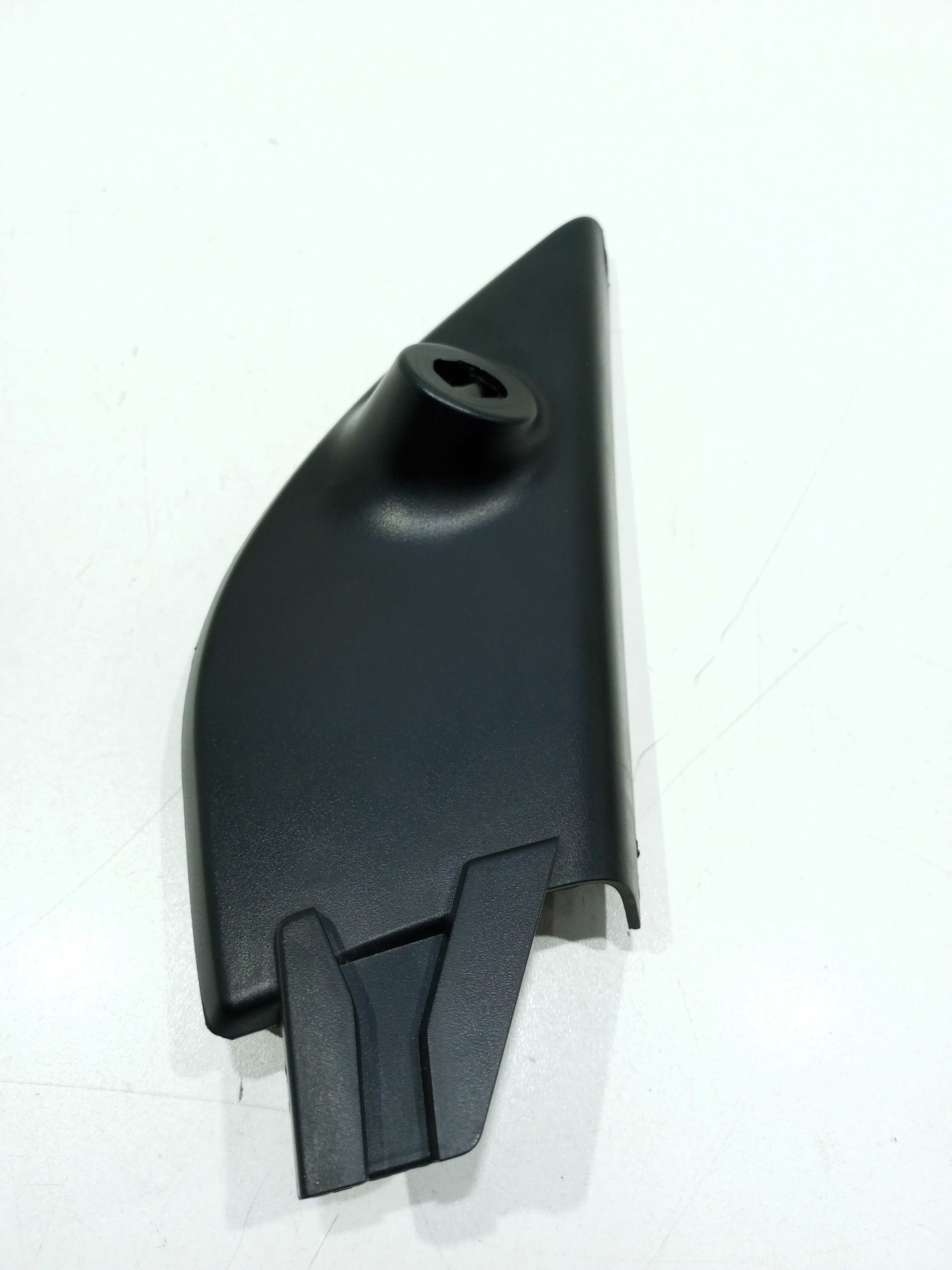 Moldura Retrovisor Interna Lado Direito Voyage G8 2019 1