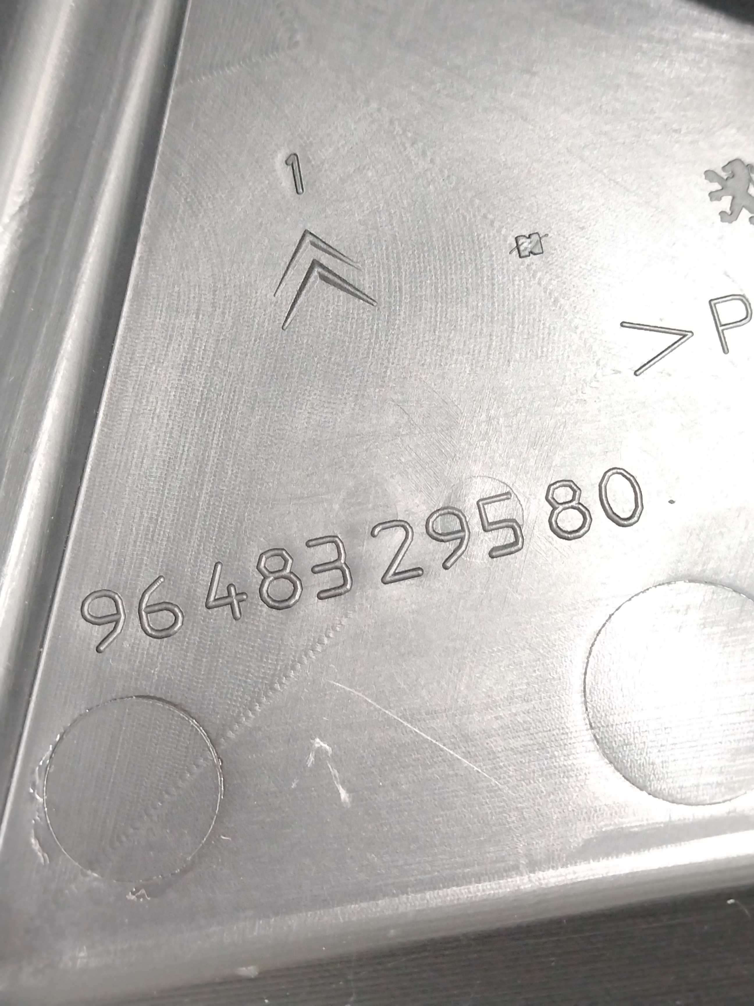 Tampa Caixa De Fusível Citroen C3 2011 Original 4