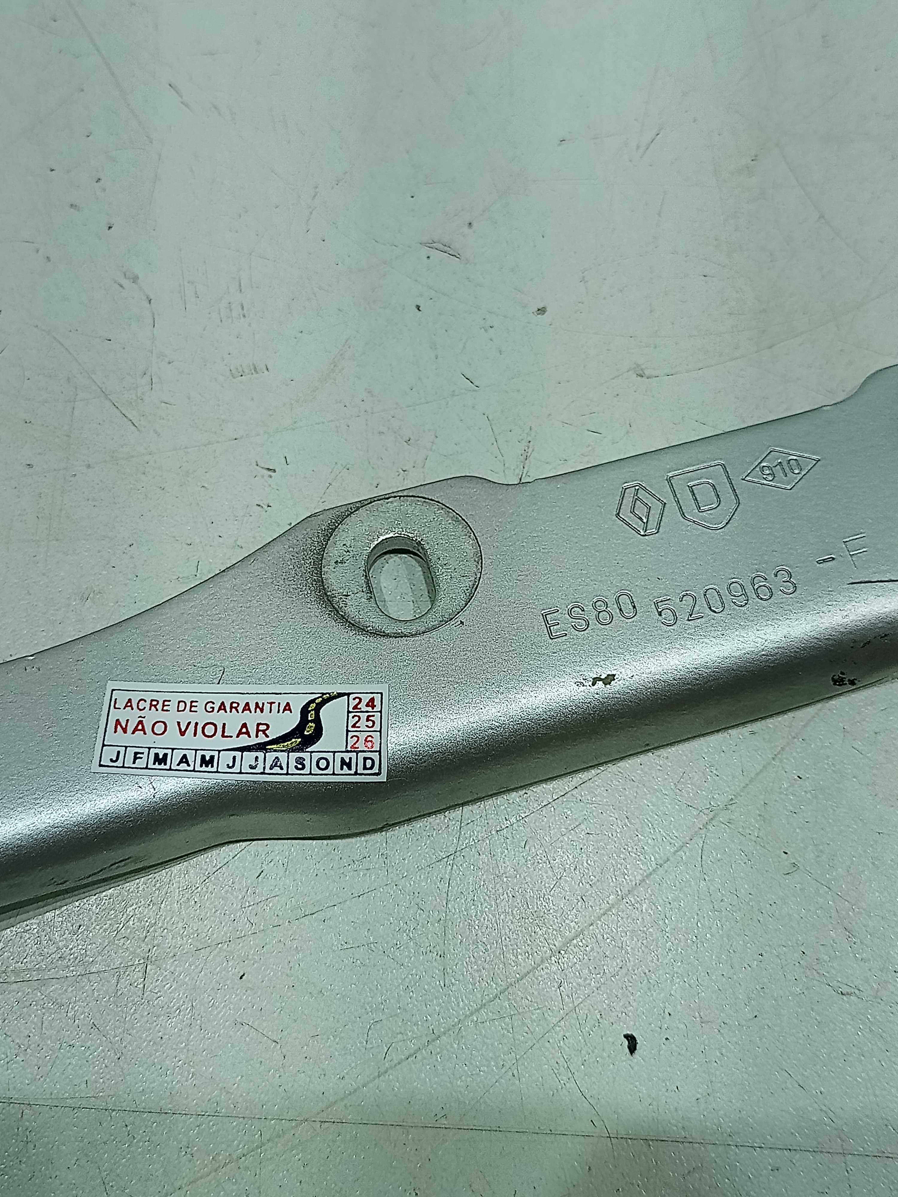 Dobradiça Capo Lado Direito Renault Sandero 2013 3