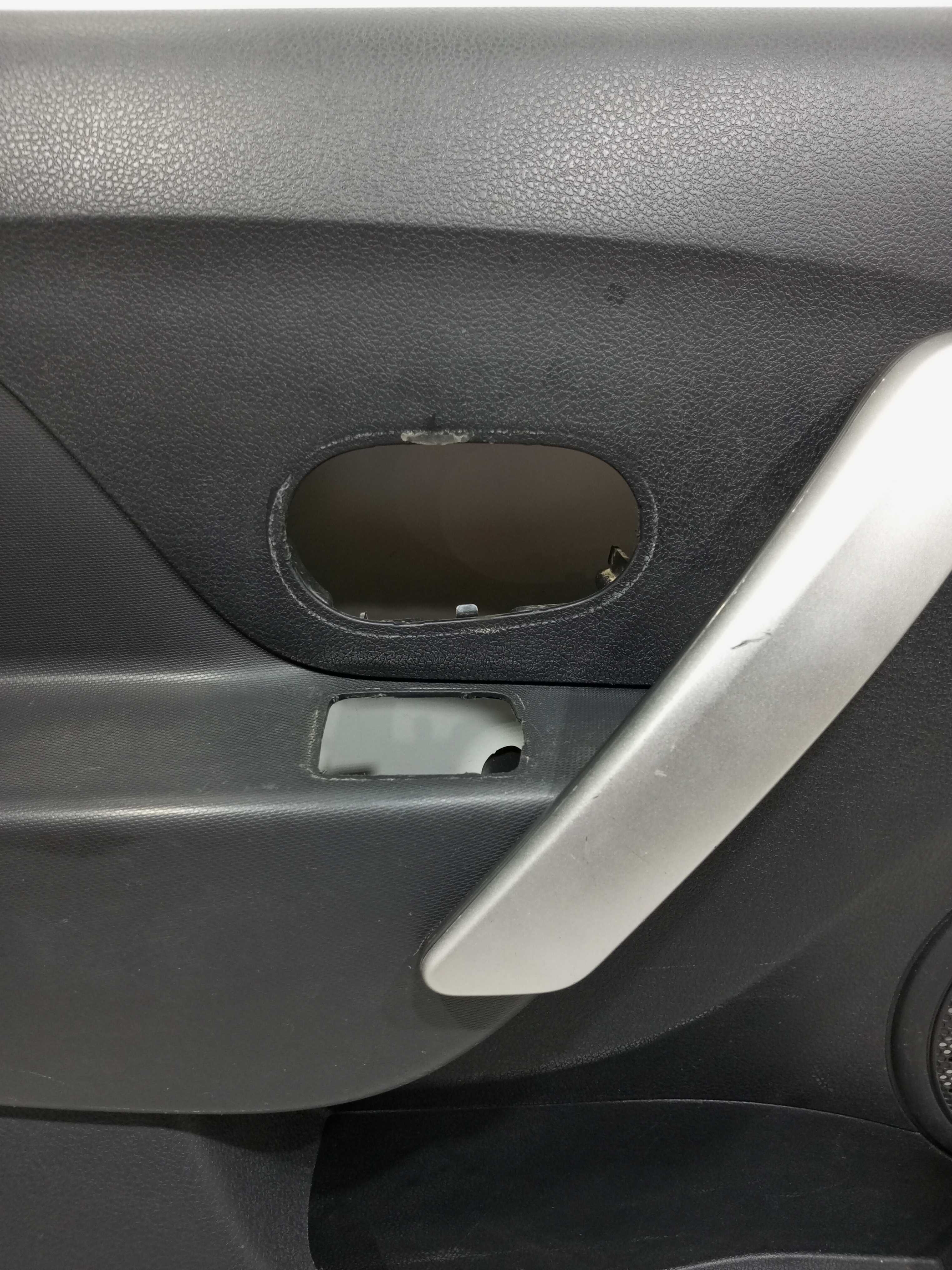 Forro De Porta Dianteiro Esquerdo Renault Sandero 2016 Preto 3