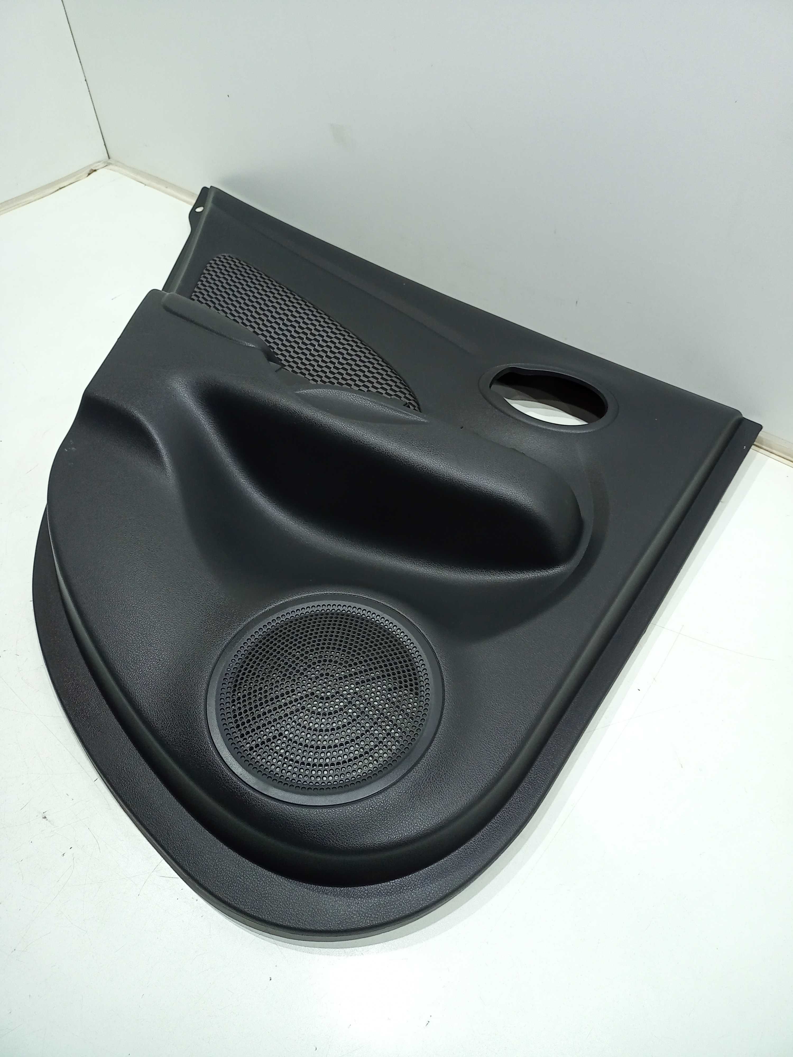 Forro De Porta Traseiro Esquerdo Nissan Versa 1.6 S 2019 2