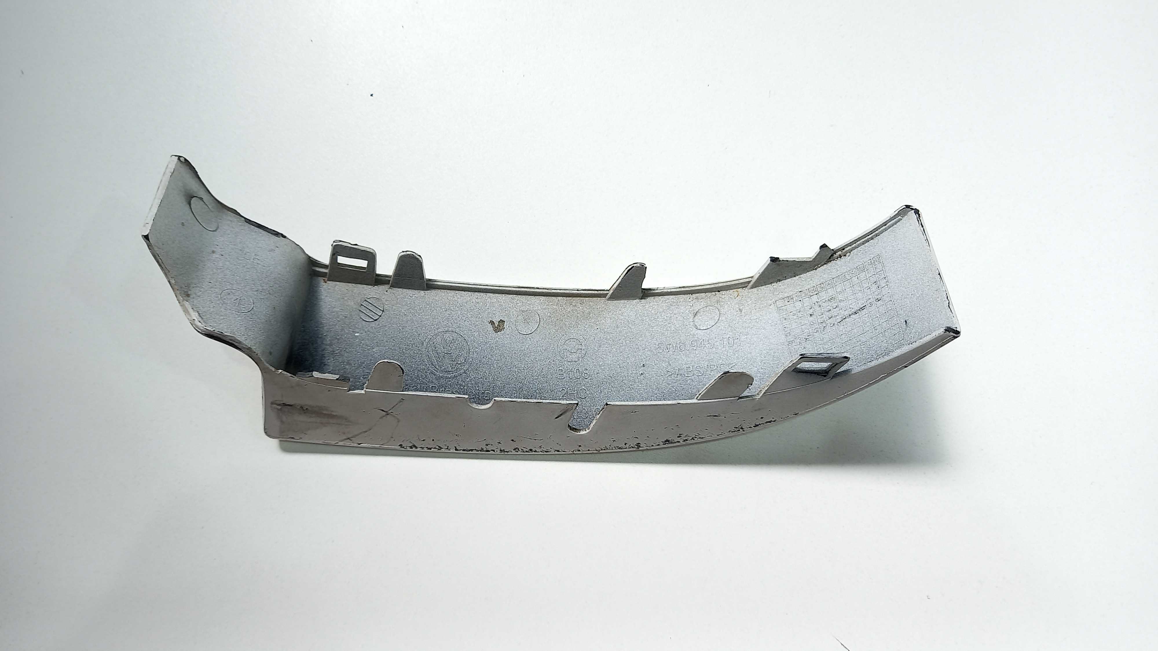 Moldura Lanterna Traseira Esquerda Gol G4 2009 2