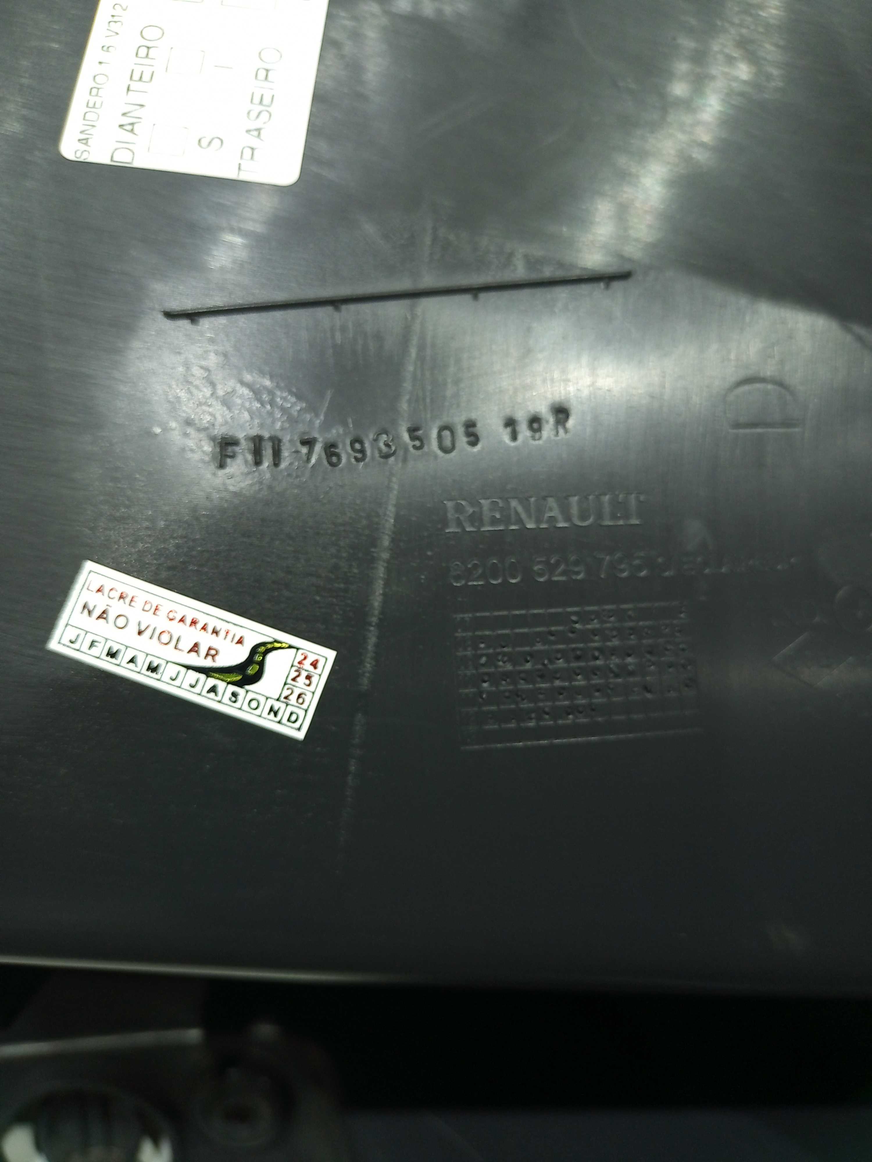 Suporte Do Bagagito Lado Direito Renault Sandero 2013 7