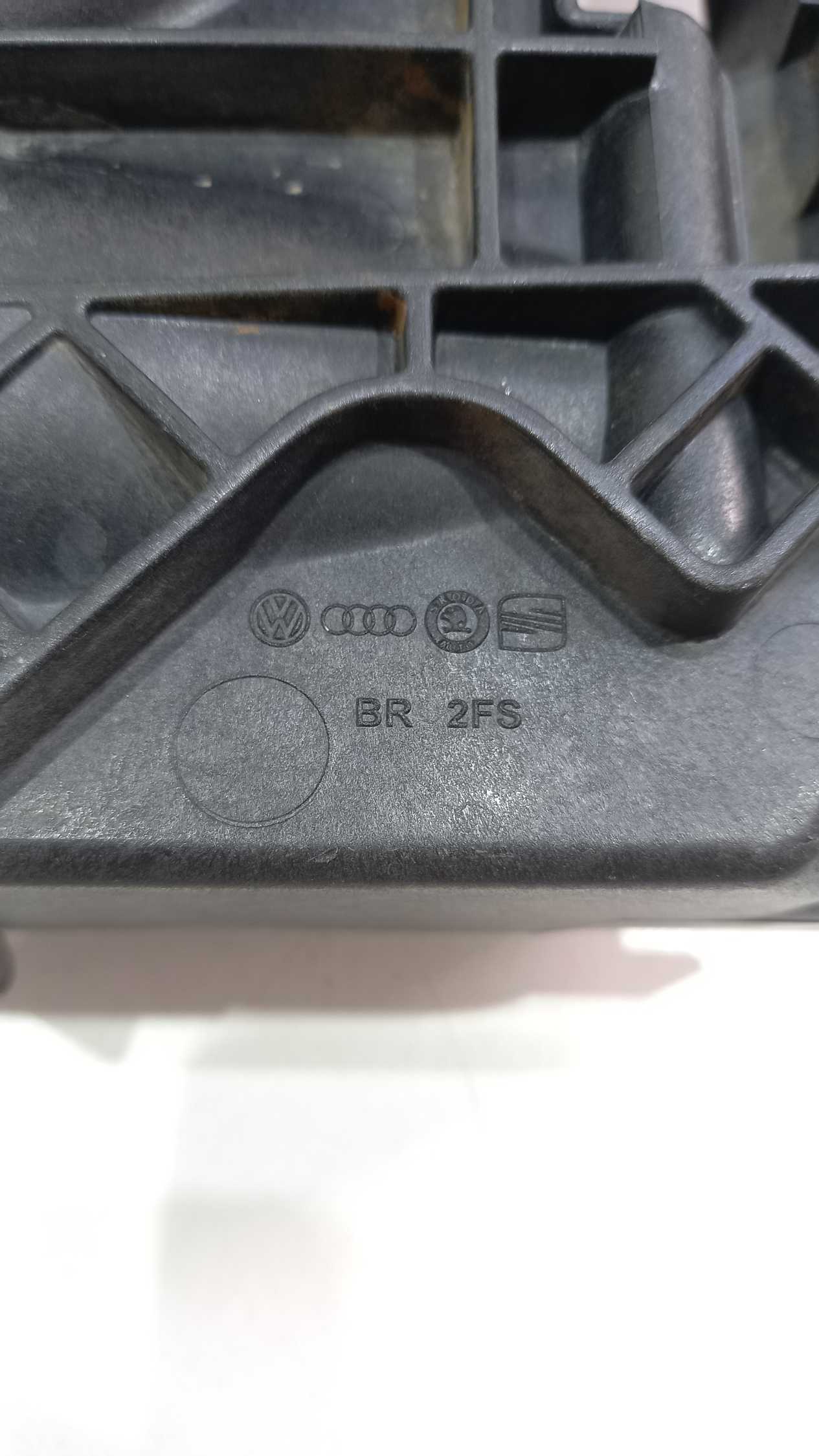 Suporte Da Bateria Volkswagen Voyage G5 2012 3