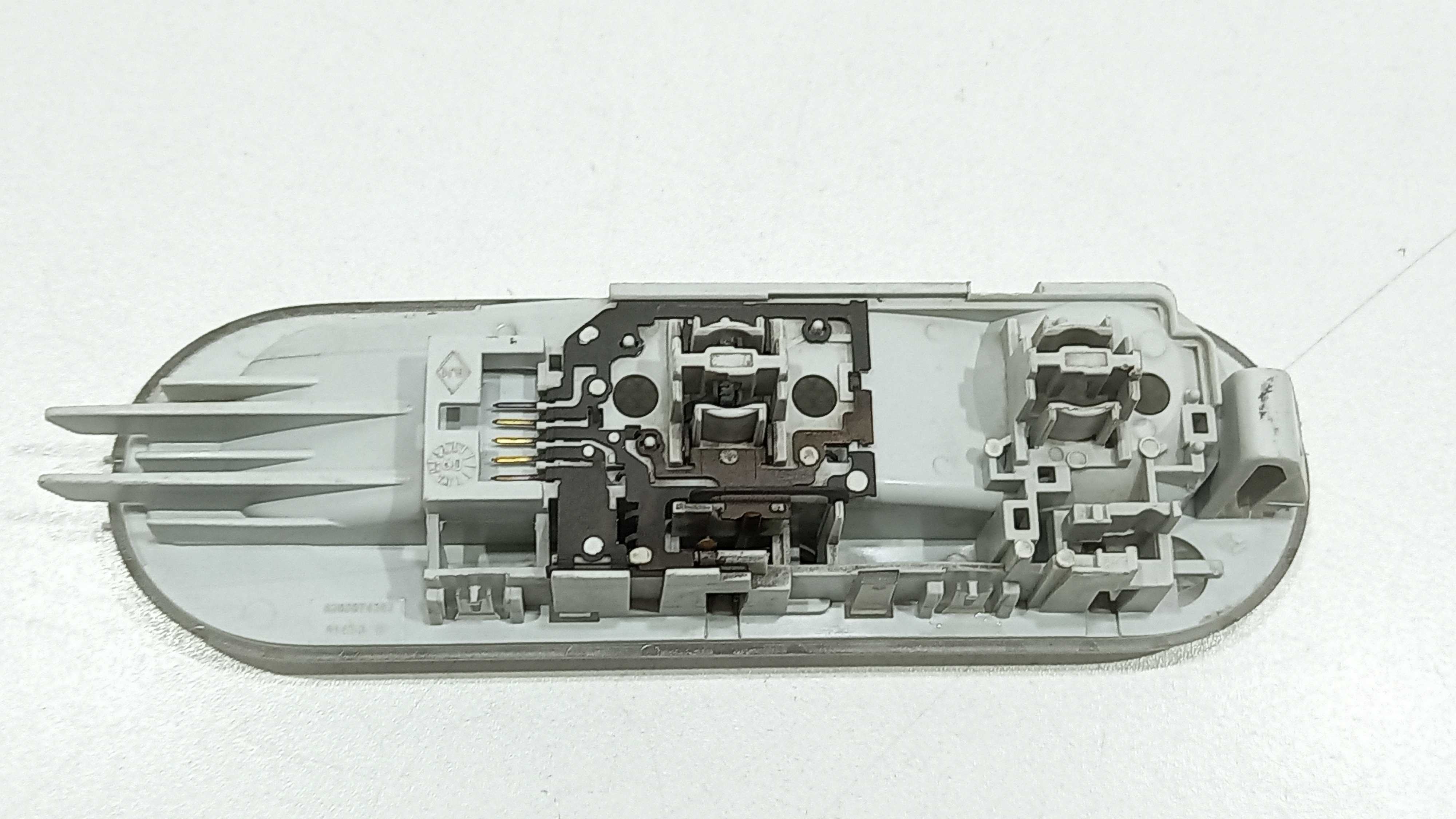 Lanterna Luz Teto Renault Logan 2010 2
