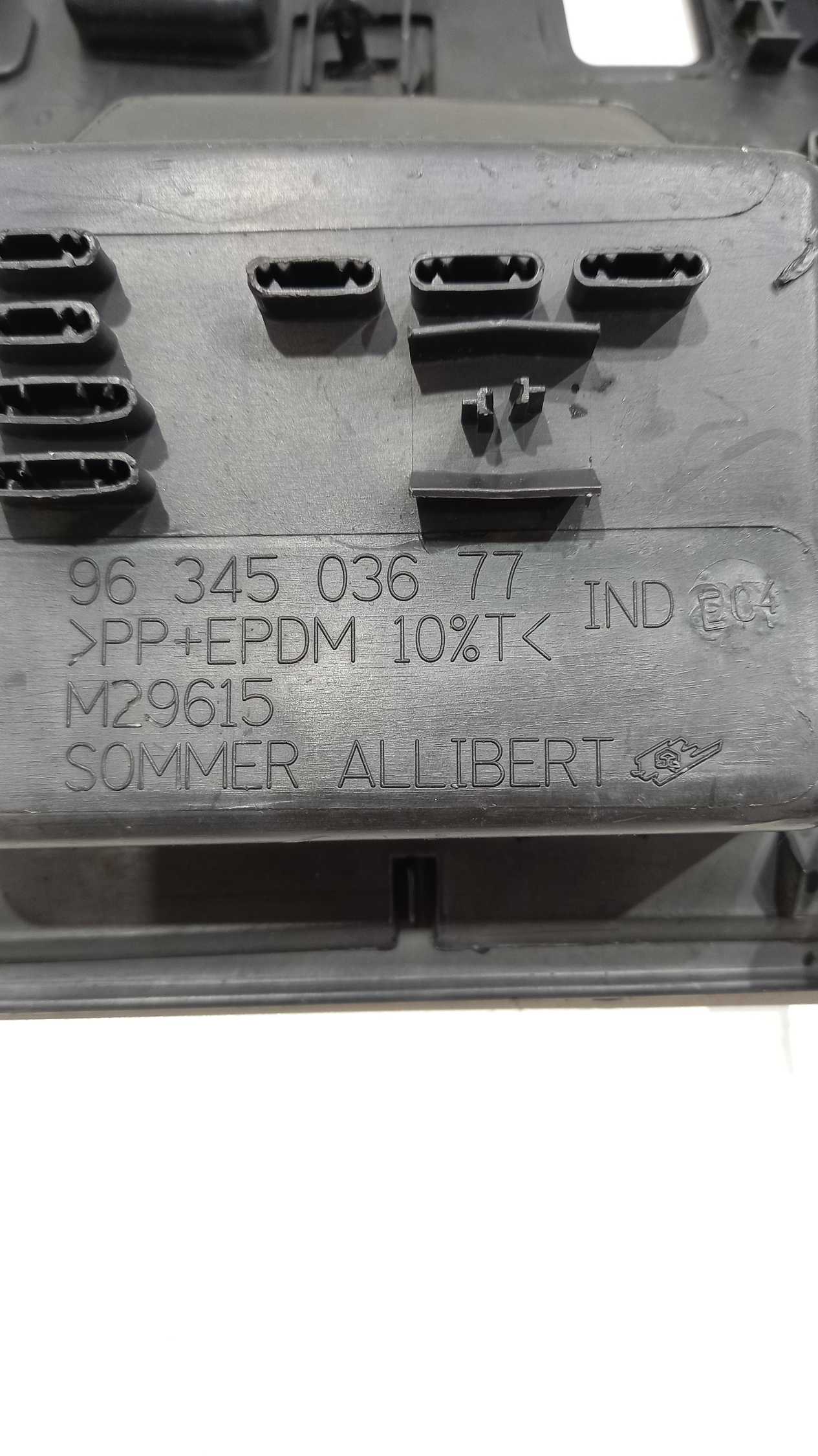 Tampa Caixa Fusível Peugeot 307 2002 a 2012 9634503677 3