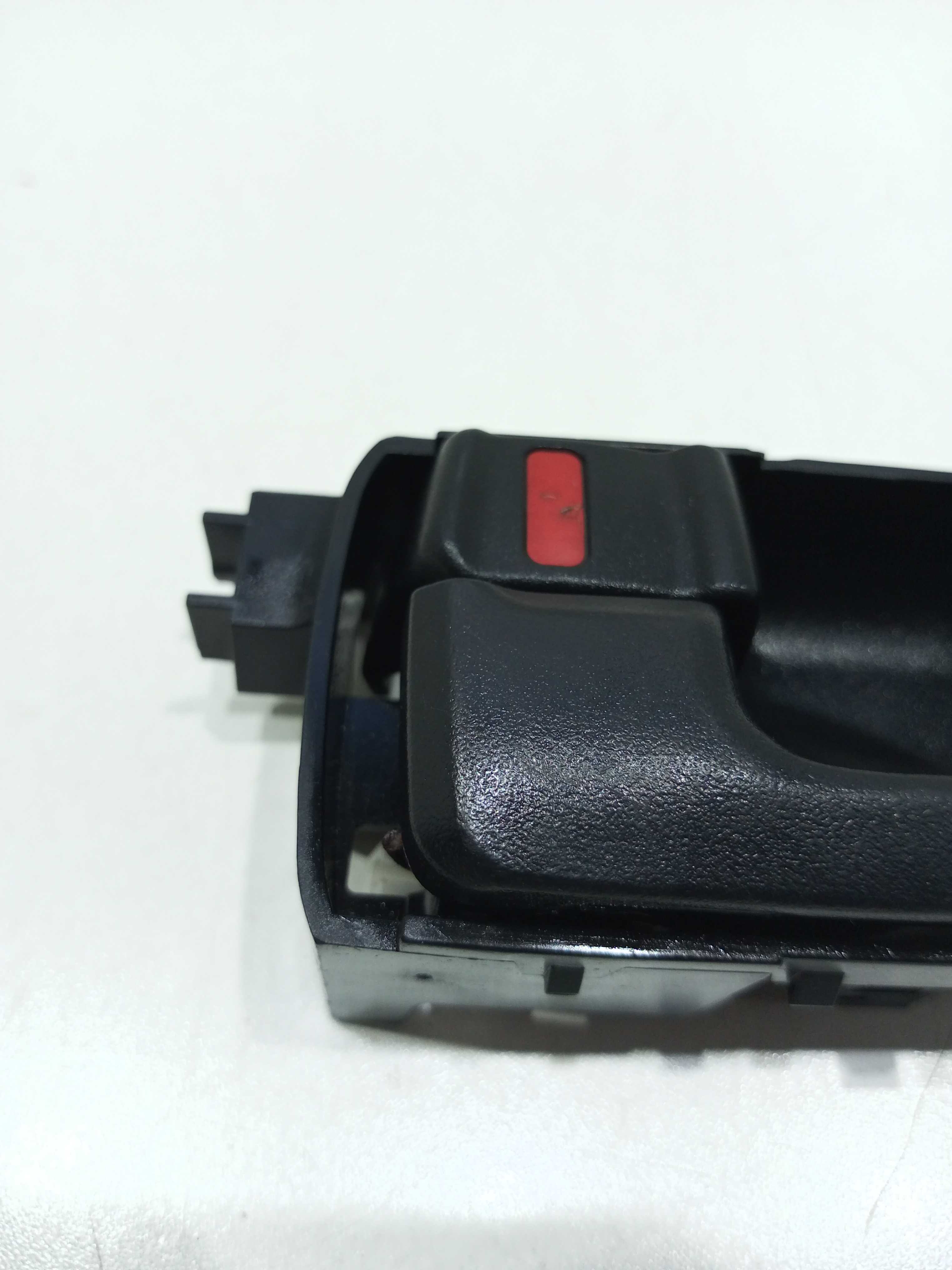 Maçaneta Interna Porta Dianteira Esquerda Pajero Tr4 2007 2