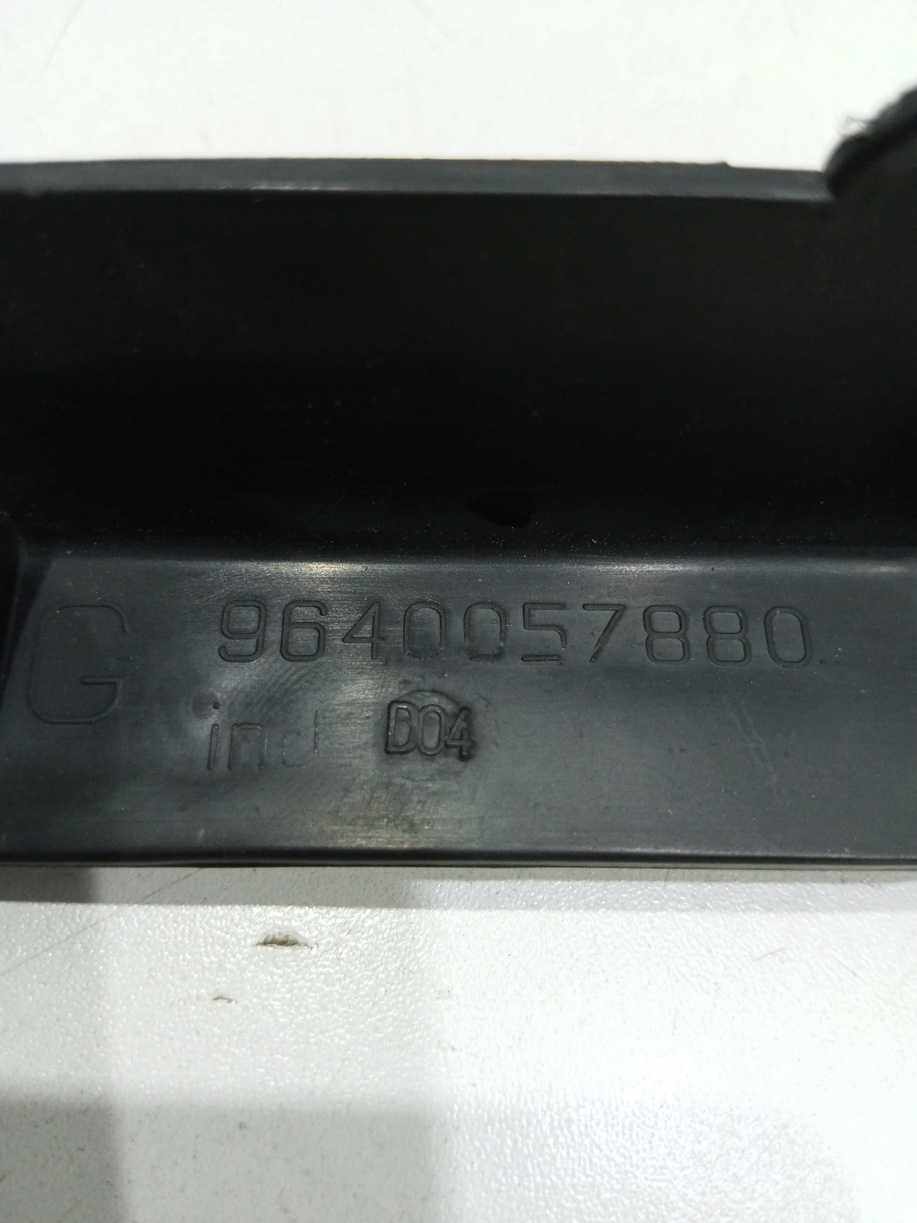 Par Defletores Laterais Radiador Peugeot 307 2.0 2004 4