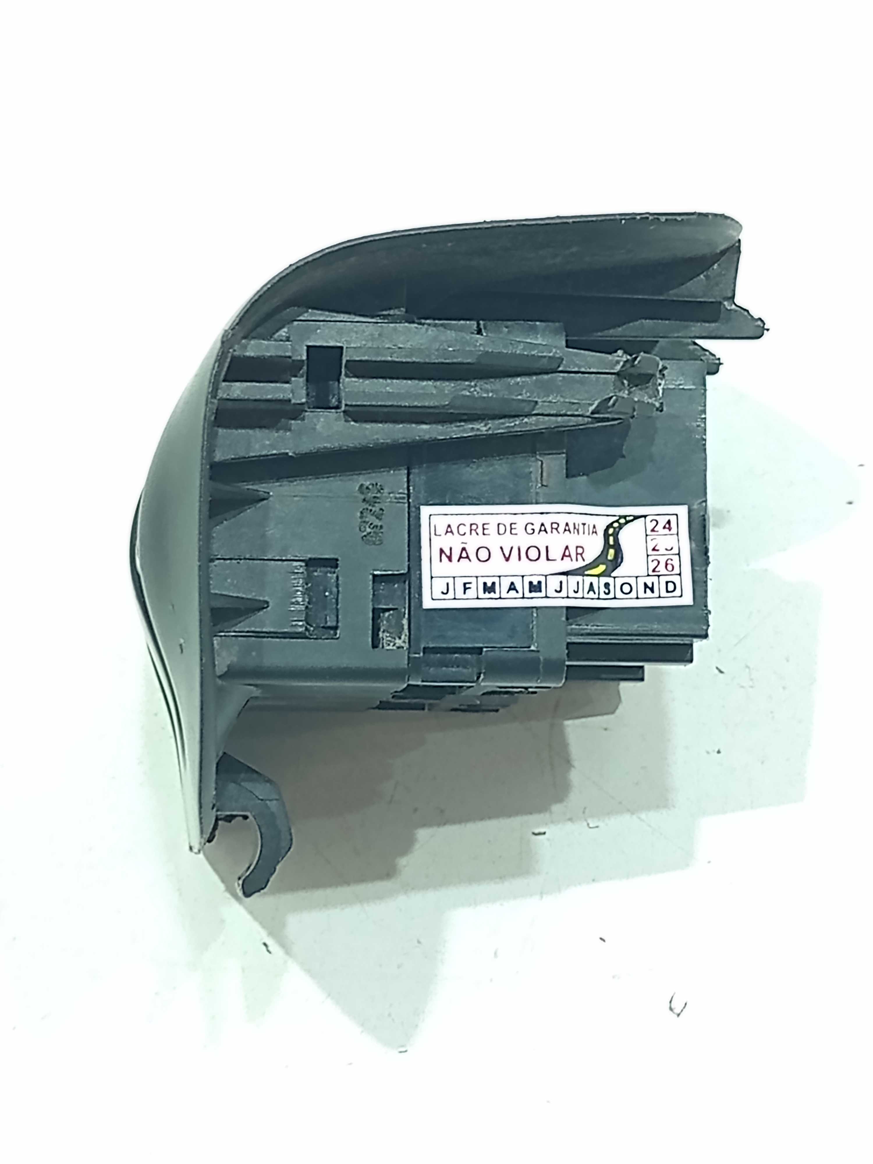 Moldura E Botão Vidro Elétrico Tras Esq Peugeot 207 2010 3