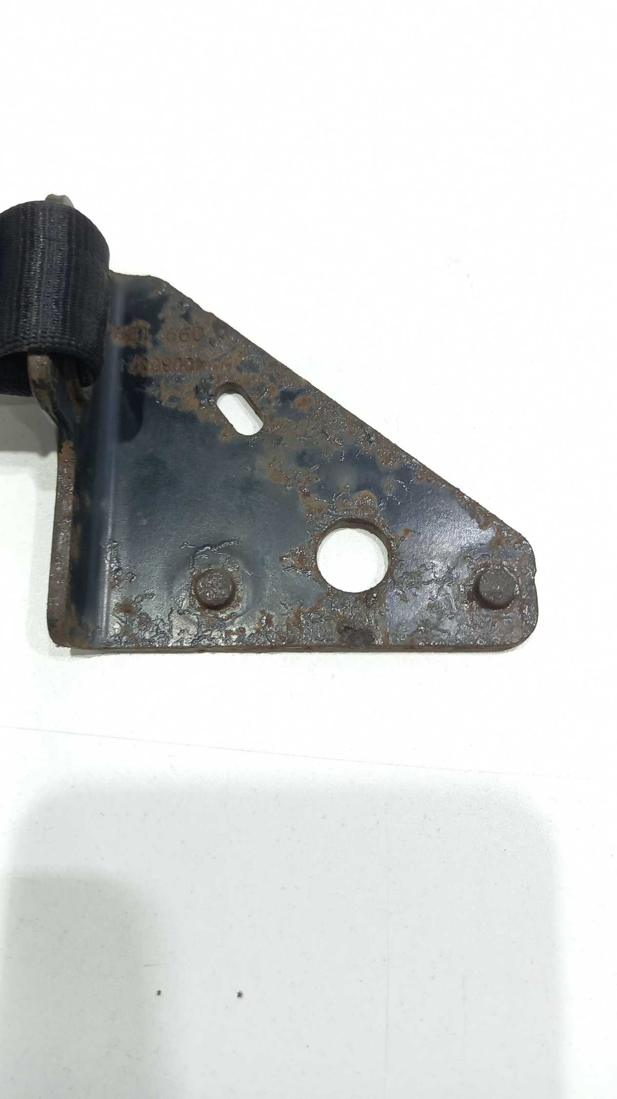 Engate Do Cinto Traseiro Esquerdo Peugeot 208 2014 3