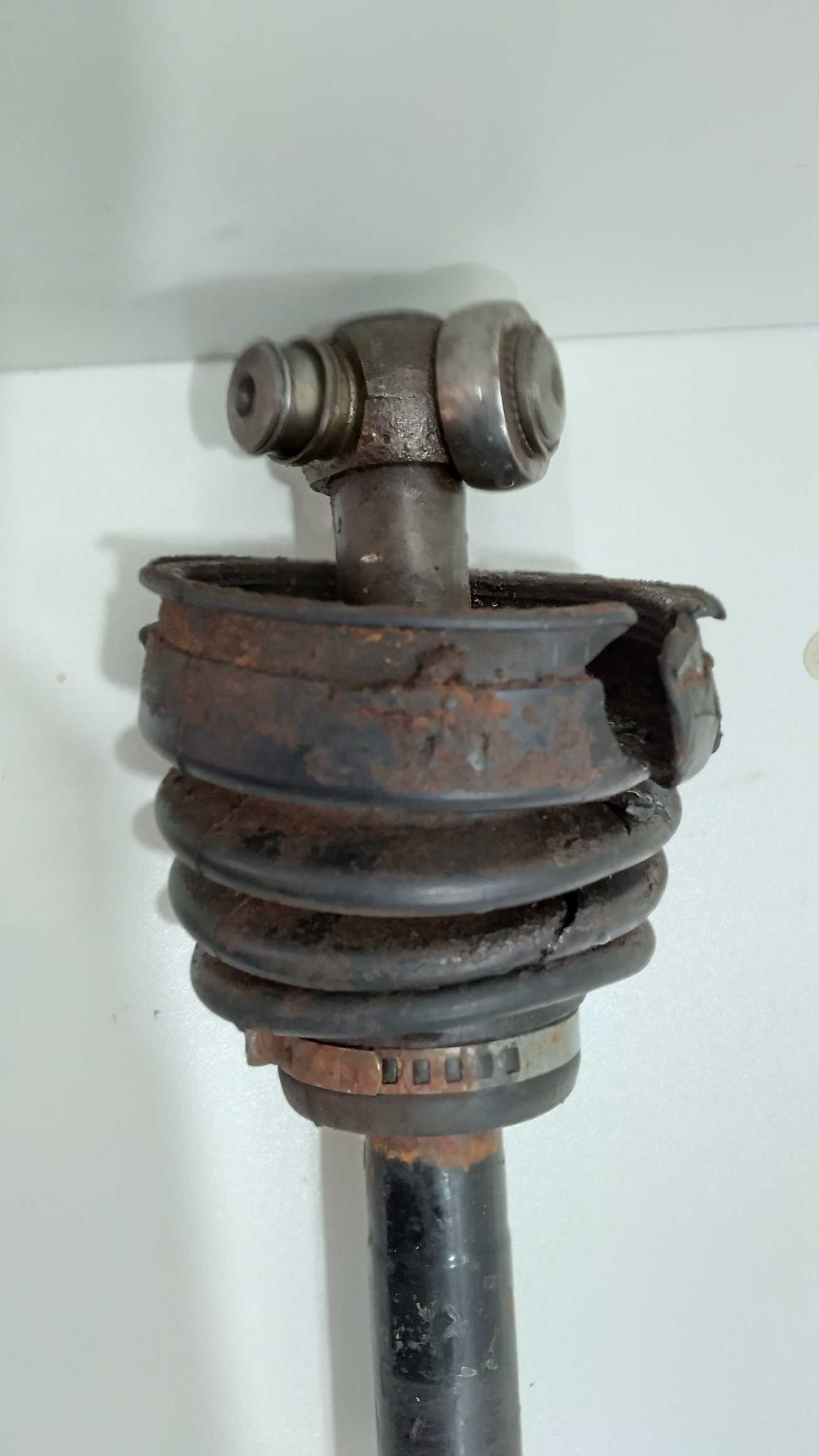 SEMI EIXO DIANTEIRO DIREITO FIAT STRADA 1.3 8v  2003 3