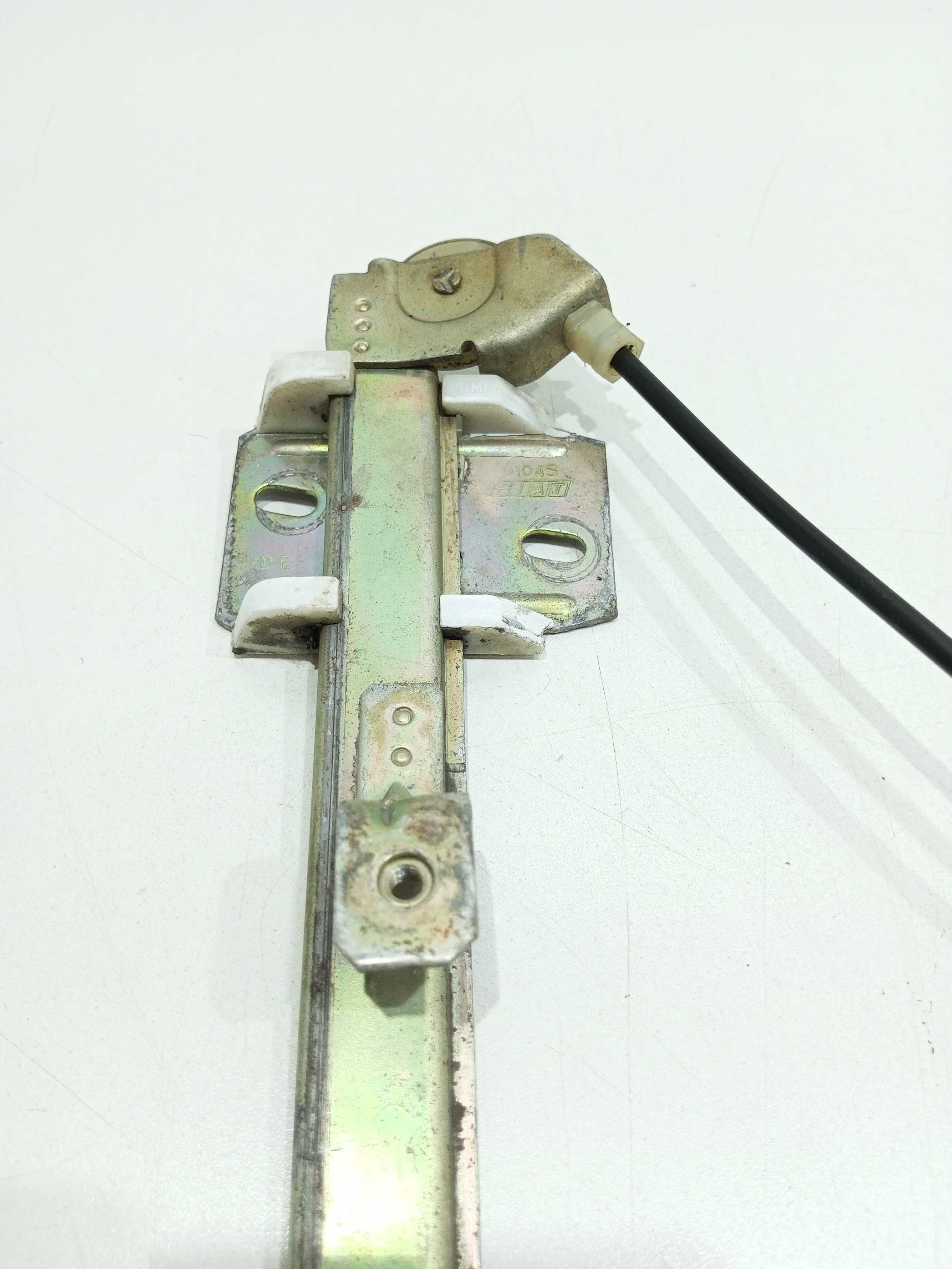 Maquina Vidro Dianteira Esquerda Fiat Uno 4p  1997 98 4