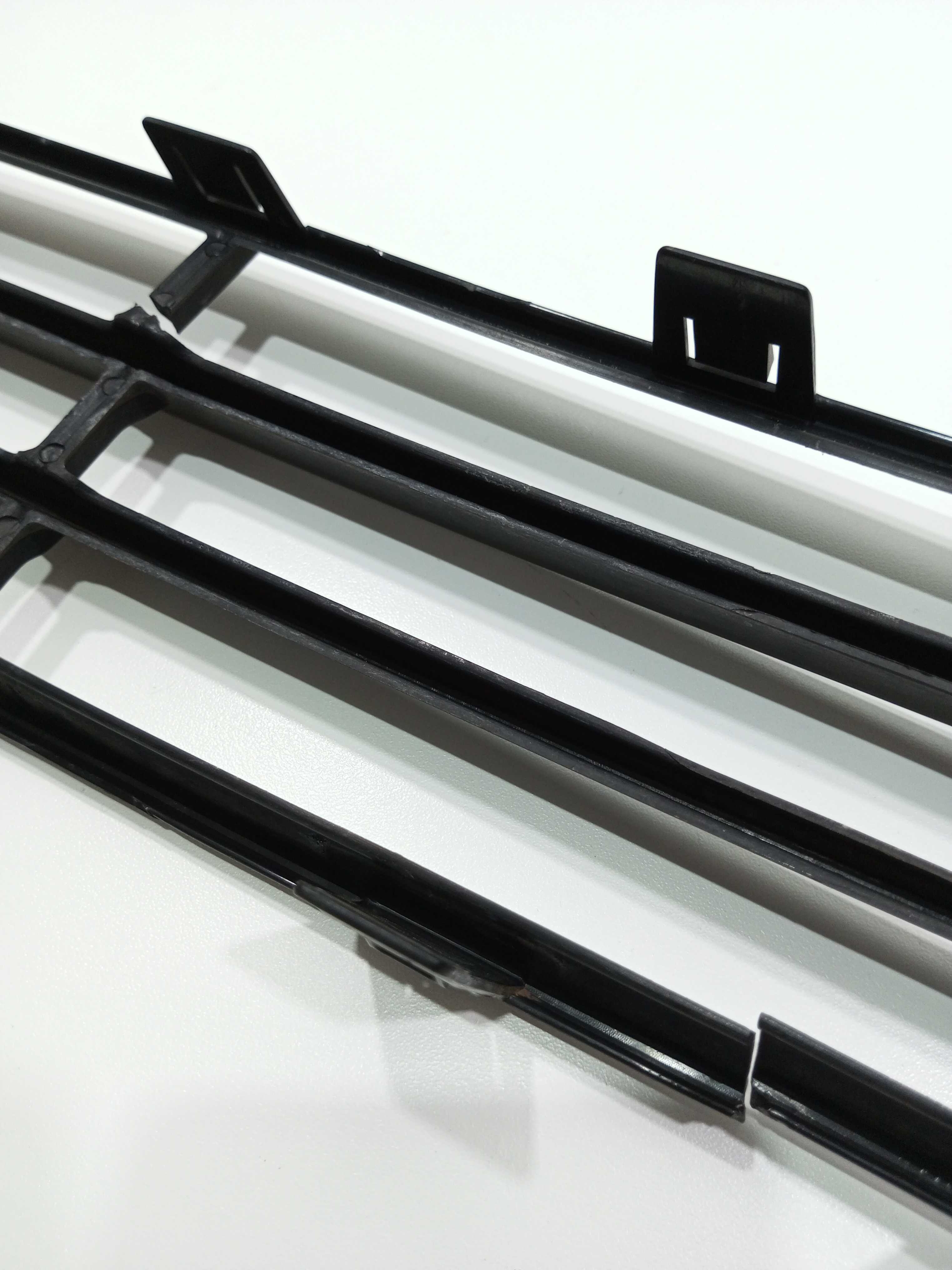 Grade Inferior Parachoque Diant. Fiat Grand Siena 2013 4