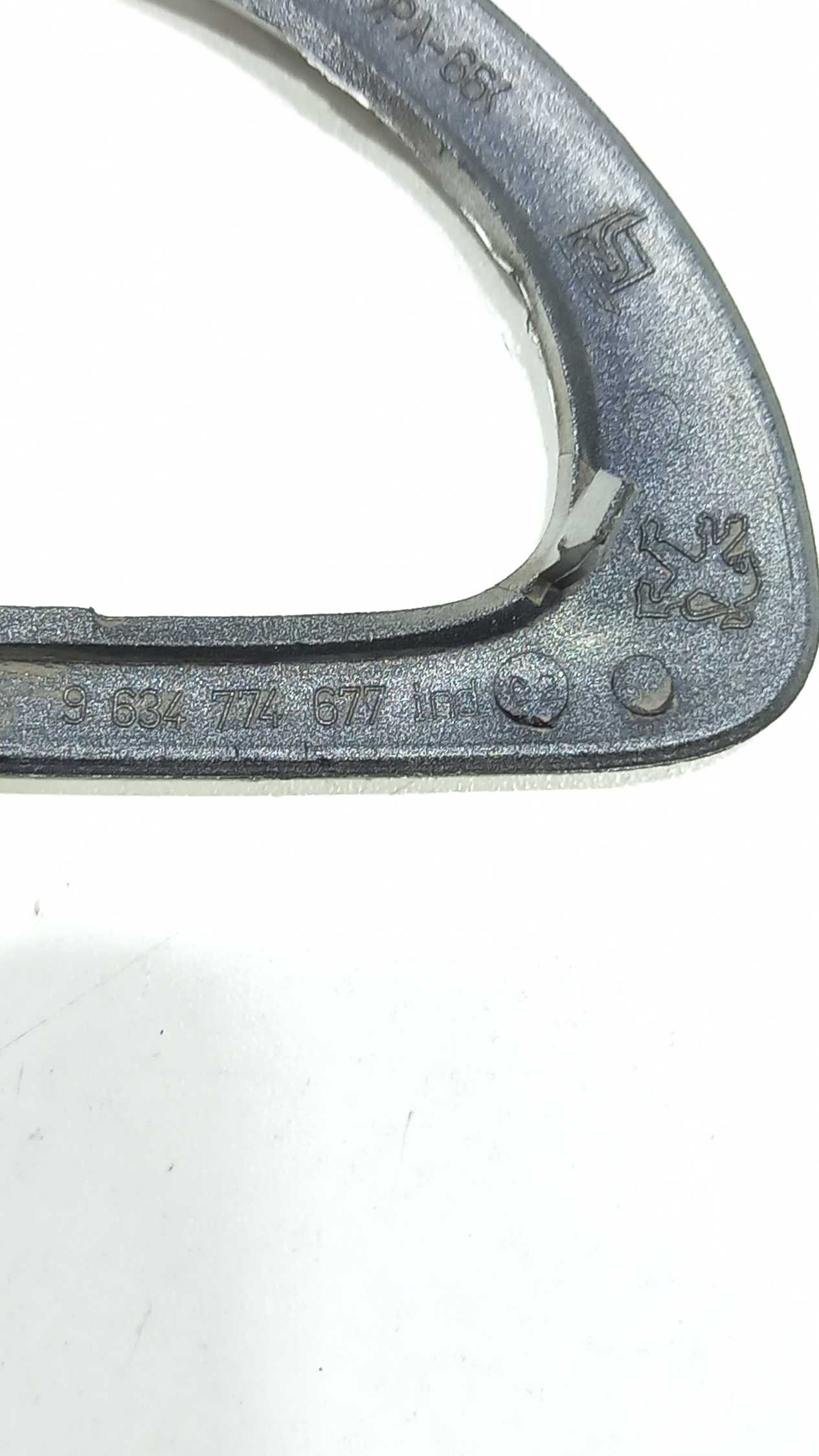 Moldura Com Botão  Porta Traseira Direita Peugeot 307 2007 5