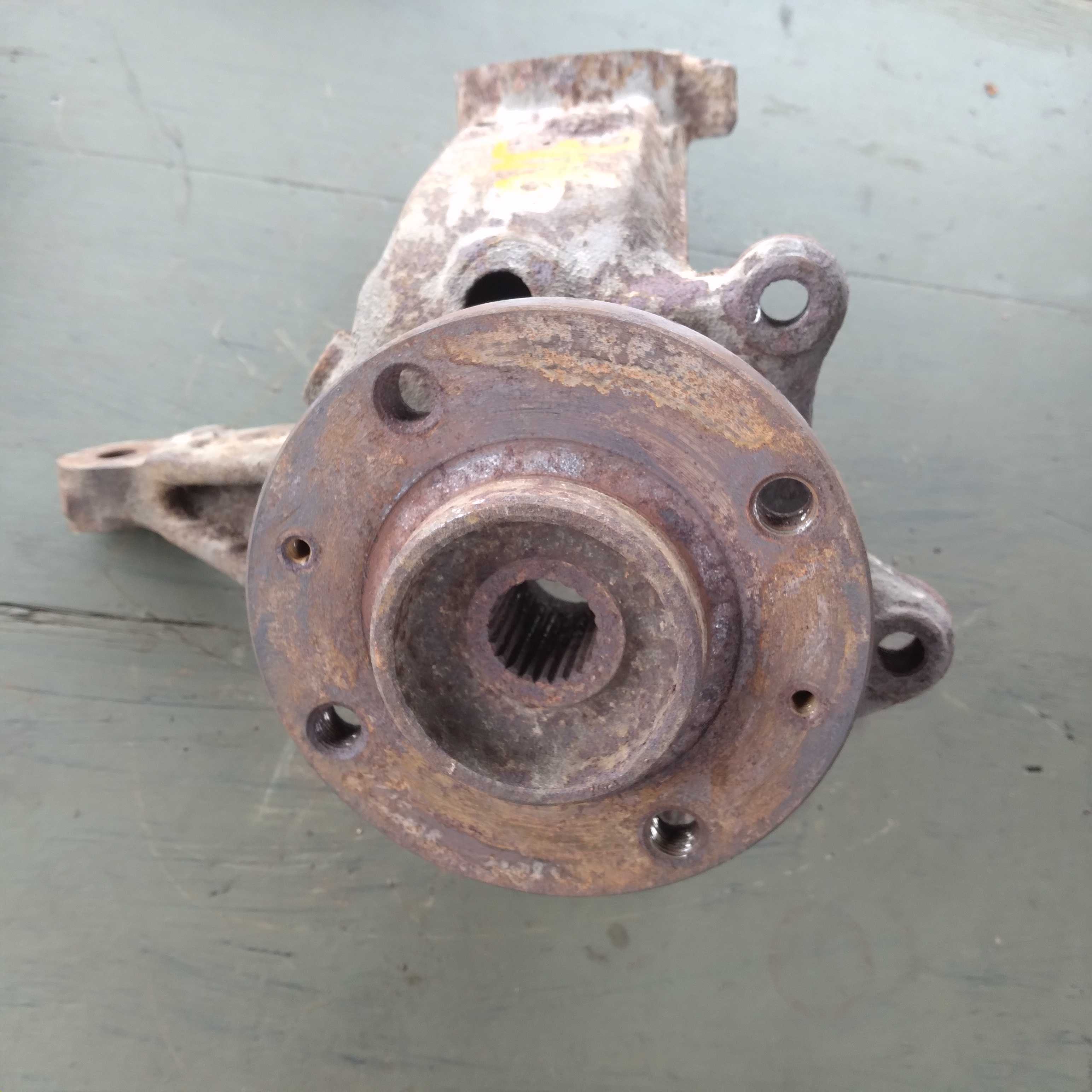 Montante dianteiro direito peugeot 306 1.8 1