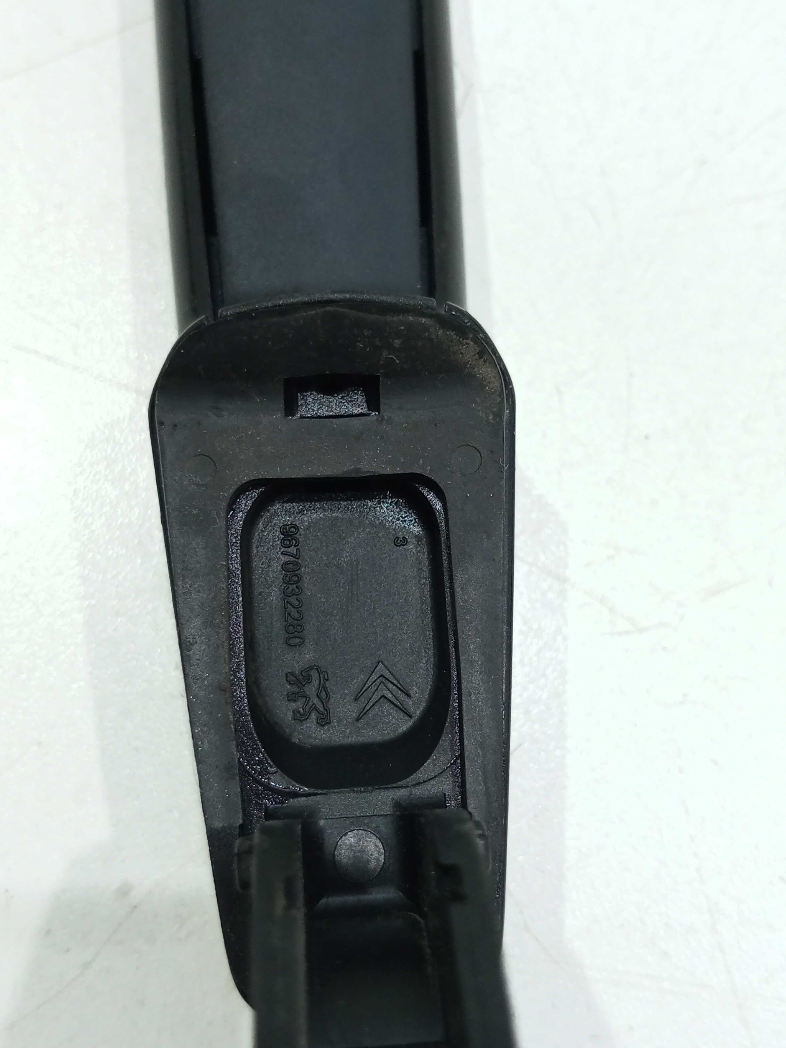 Maçaneta Externa Porta Traseira Esq. Peugeot 2008 1.6  2018 5