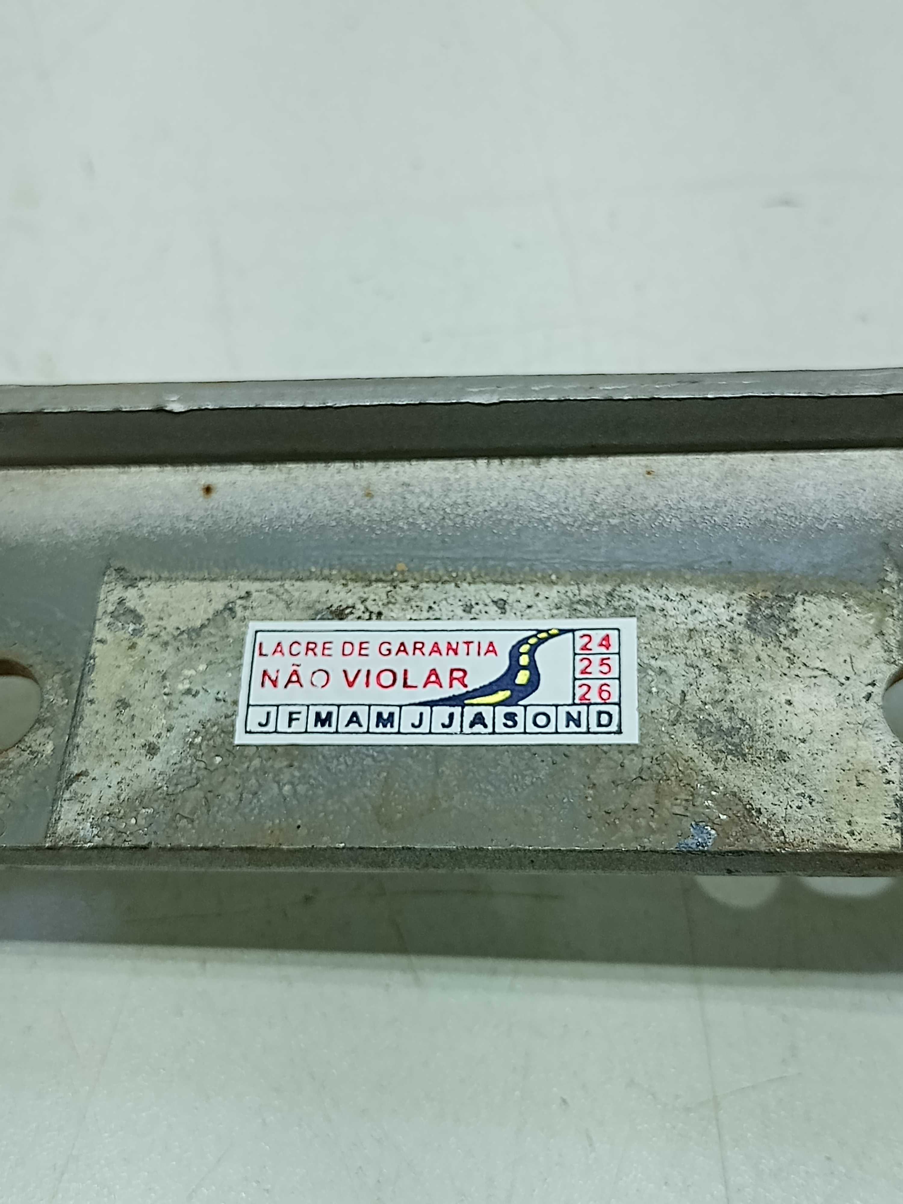 Dobradiça Capô Lado Esquerdo Fiat Strada 1.4 2018 3
